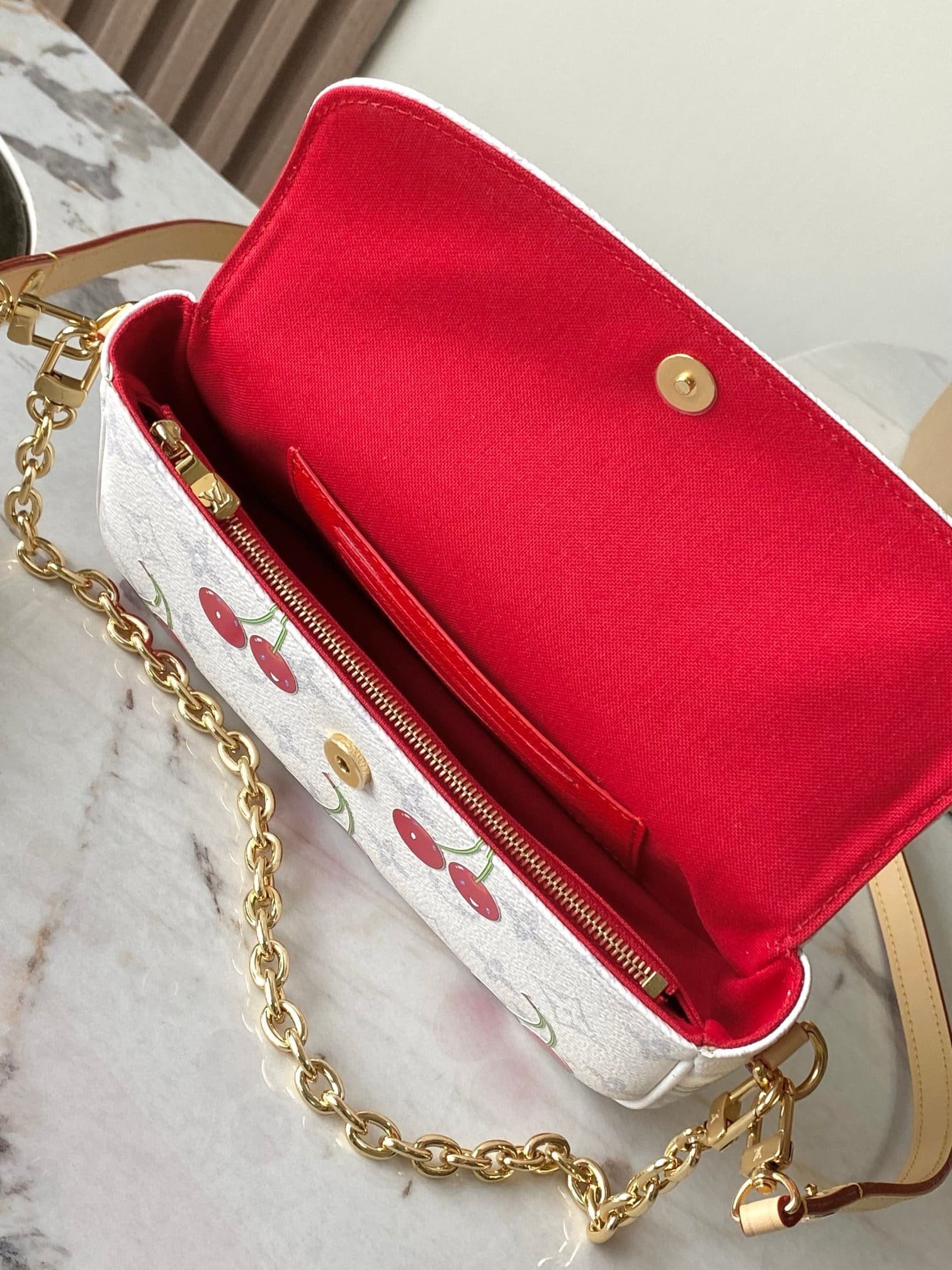 L0vis Vvtt0n M14239 LV x TM Wallet On Chain Ivy