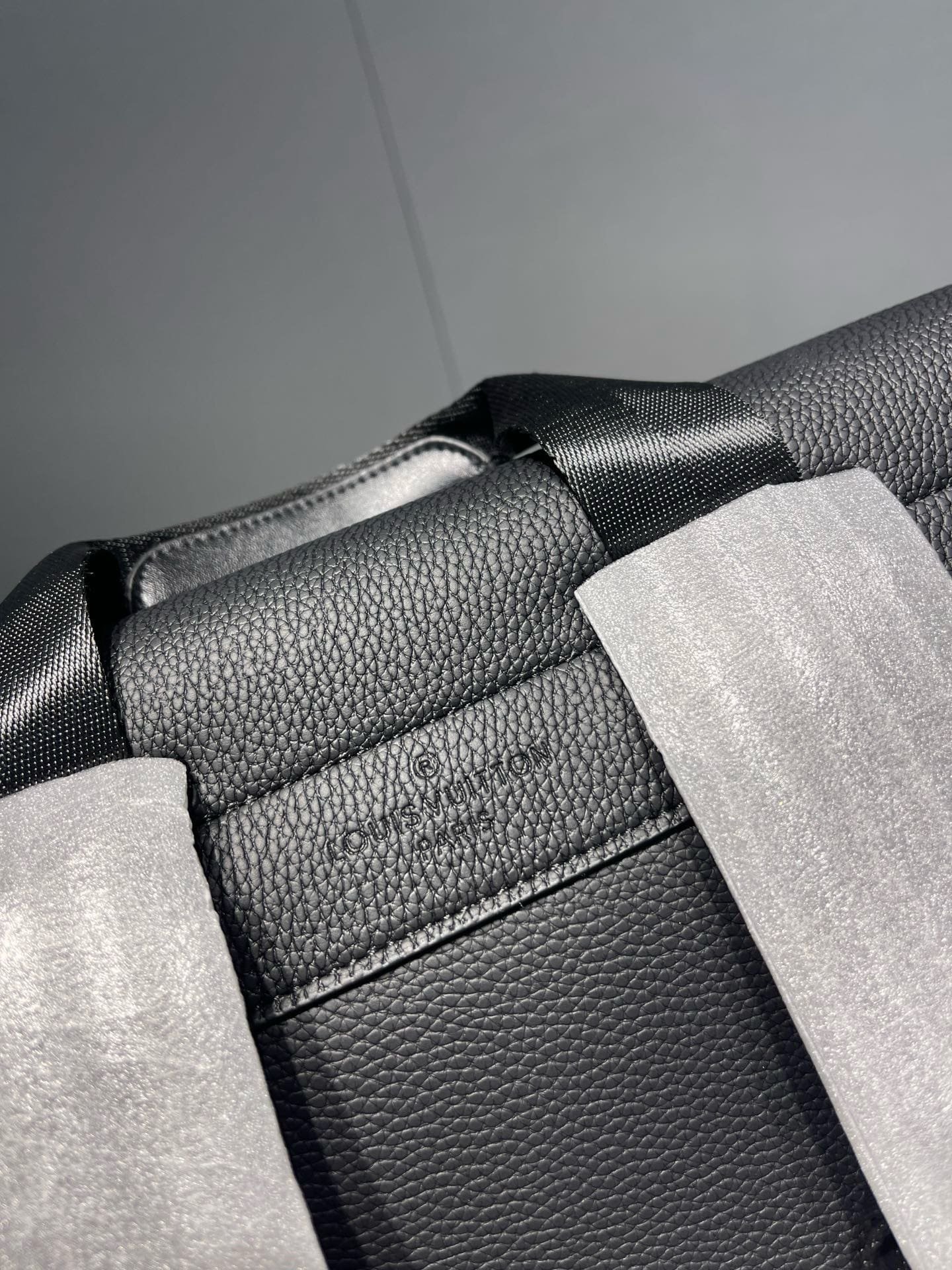 L0vis Vvtt0n M21367 Fastline Backpack