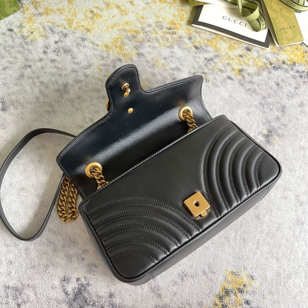Gvc*1 MARMONT SMALL MATELASSÉ SHOULDER BAG