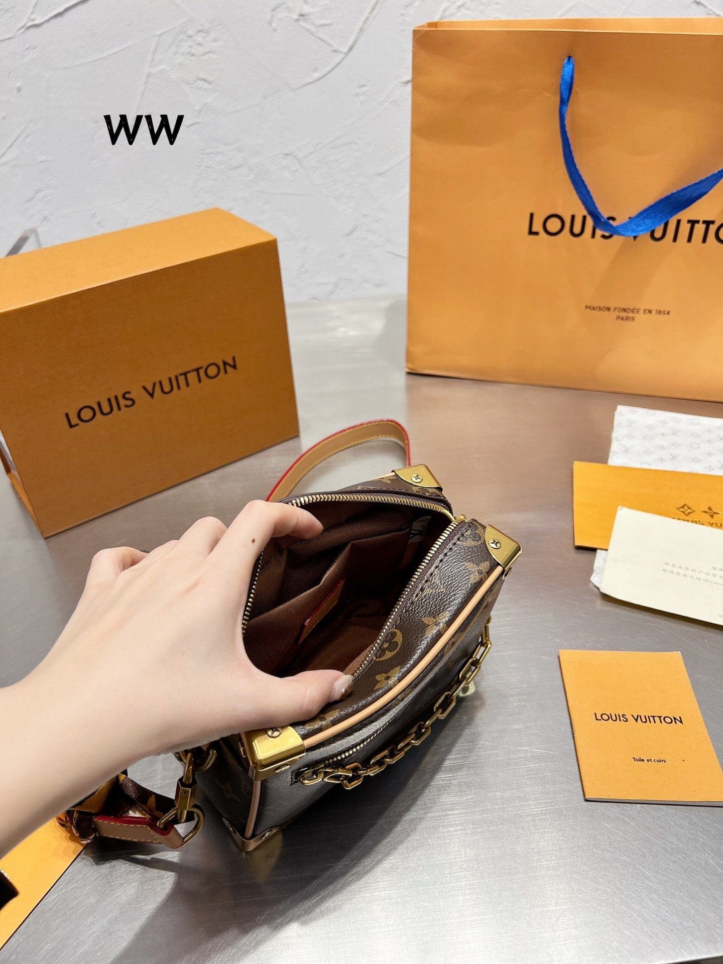 L0vis Vvtt0n Mini Soft Trunk Monogram Legacy Brown