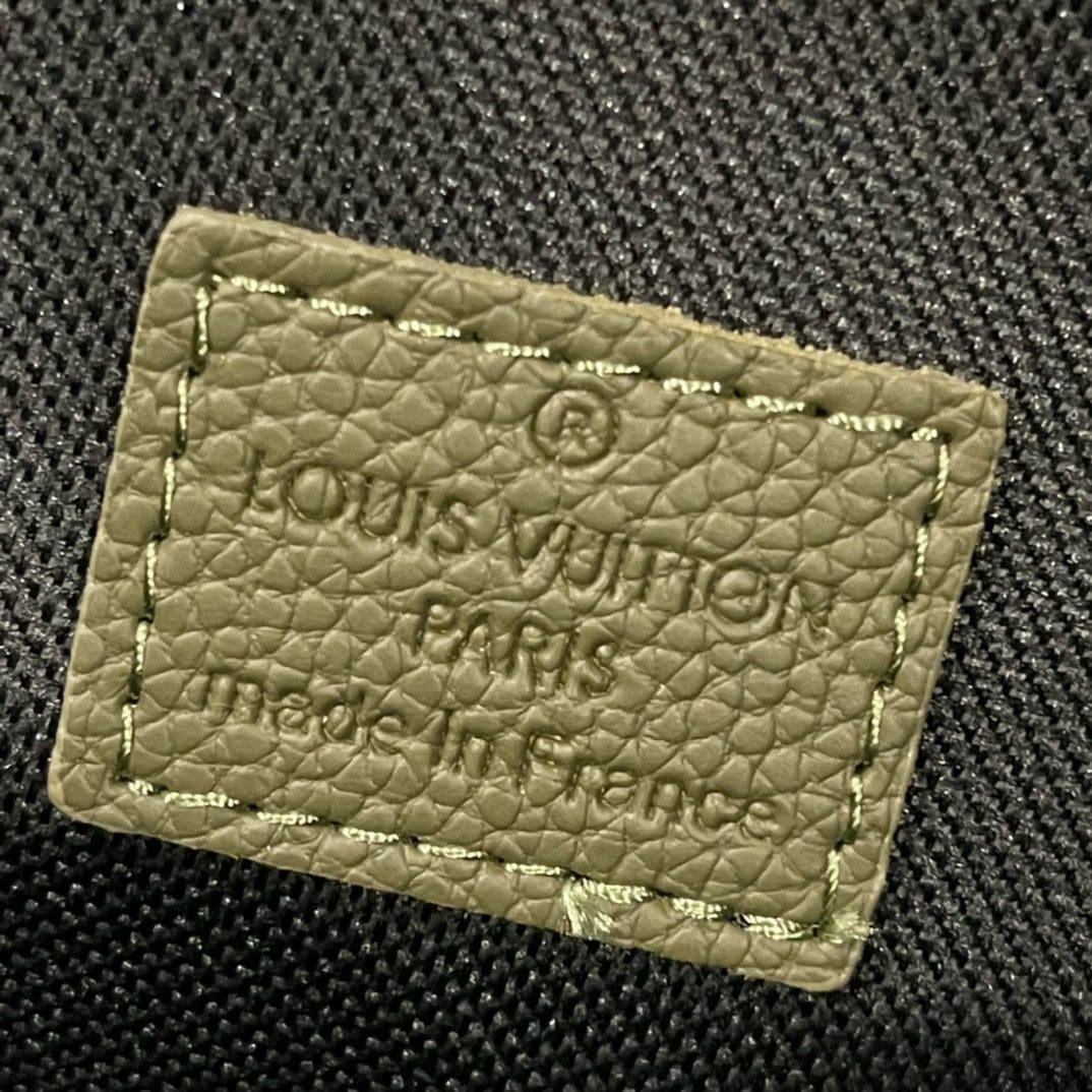 L0vis Vvtt0n M83560 PILOT MINI BAG