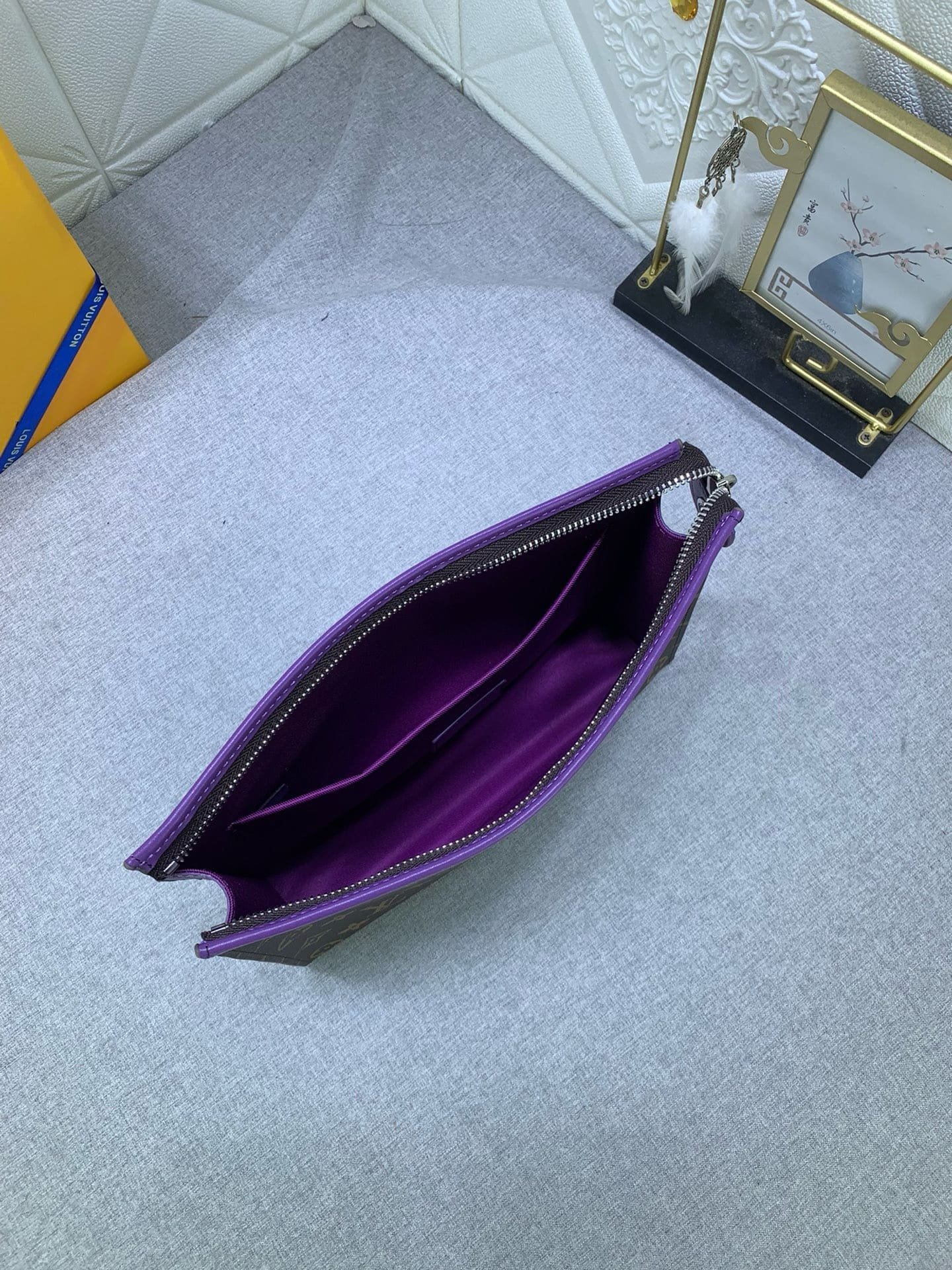 L0vis Vvtt0n Pochette Voyage MM M82859