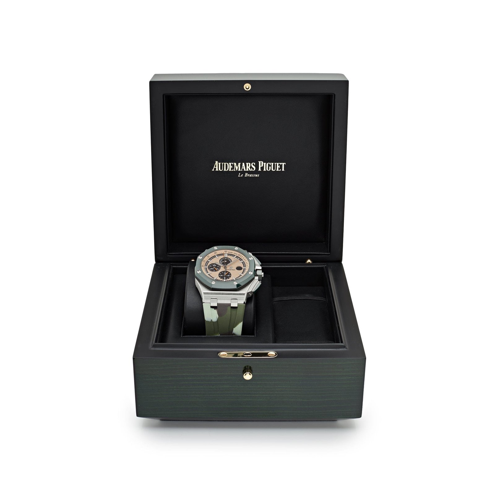 Audemars P1g*et Royal Oak Offshore 26400SO.OO.A054CA.01 Selfwinding Chronograph Champagne Dial