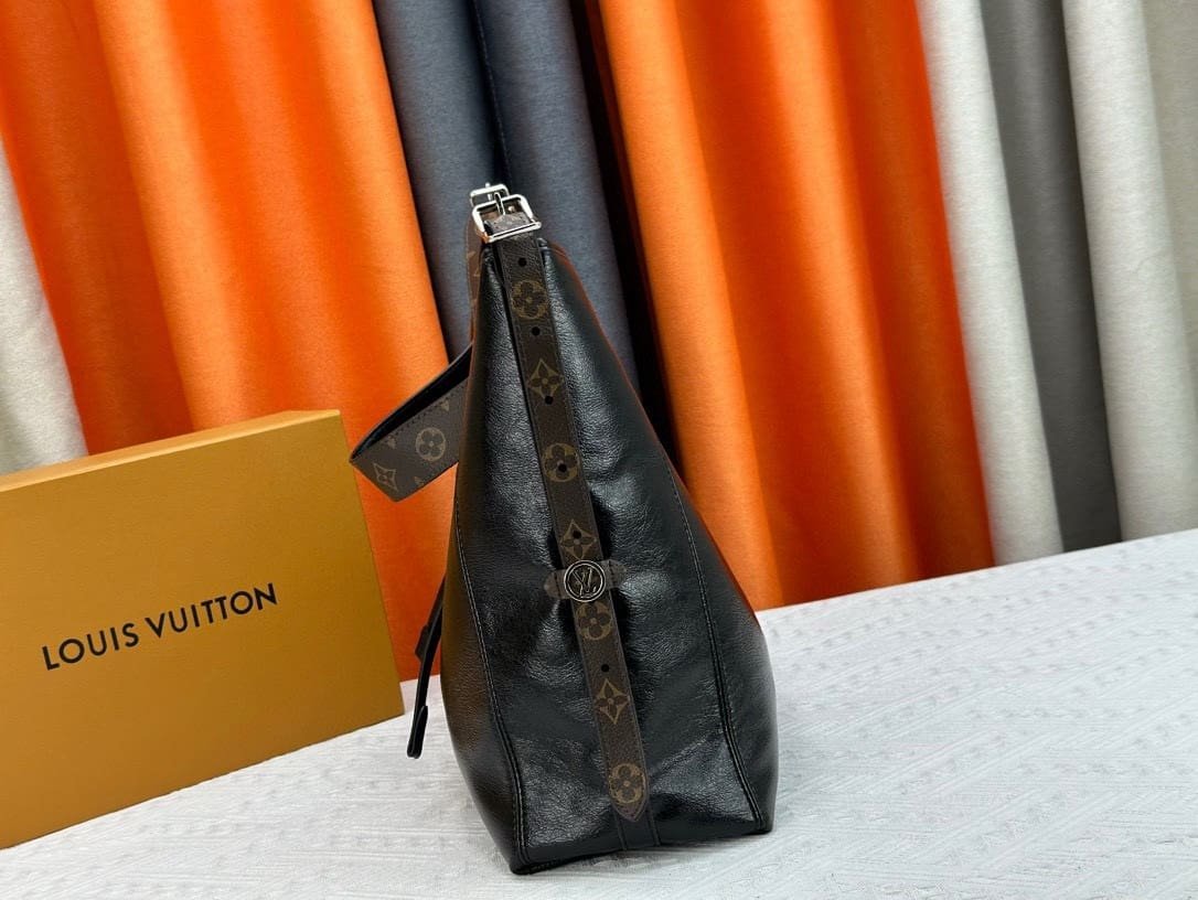 L0vis Vvtt0n M25143 CarryAll MM