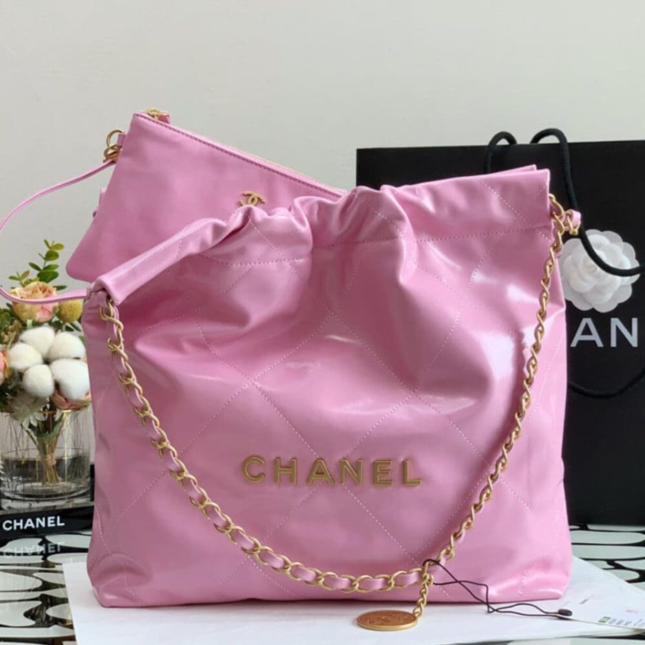 Ch**el 22 SMALL HANDBAG  AS3260