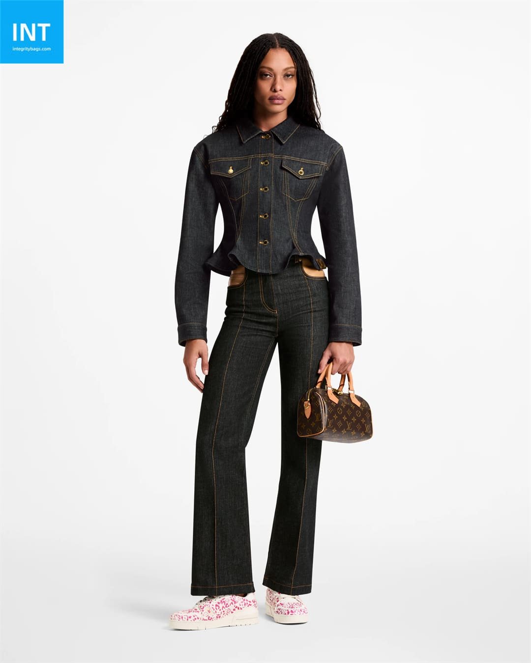 L0vis Vvtt0n 1AJJUR LV Trainer Sneaker
