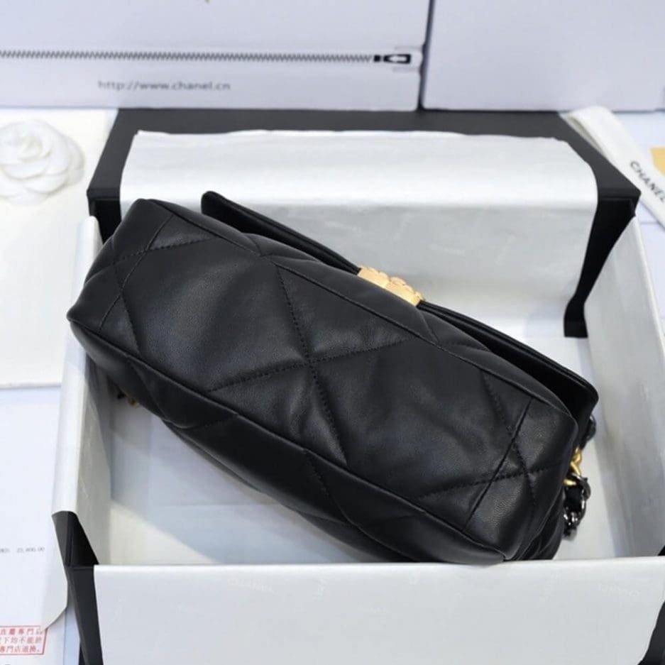 Ch**el 19 HANDBAG AS1160