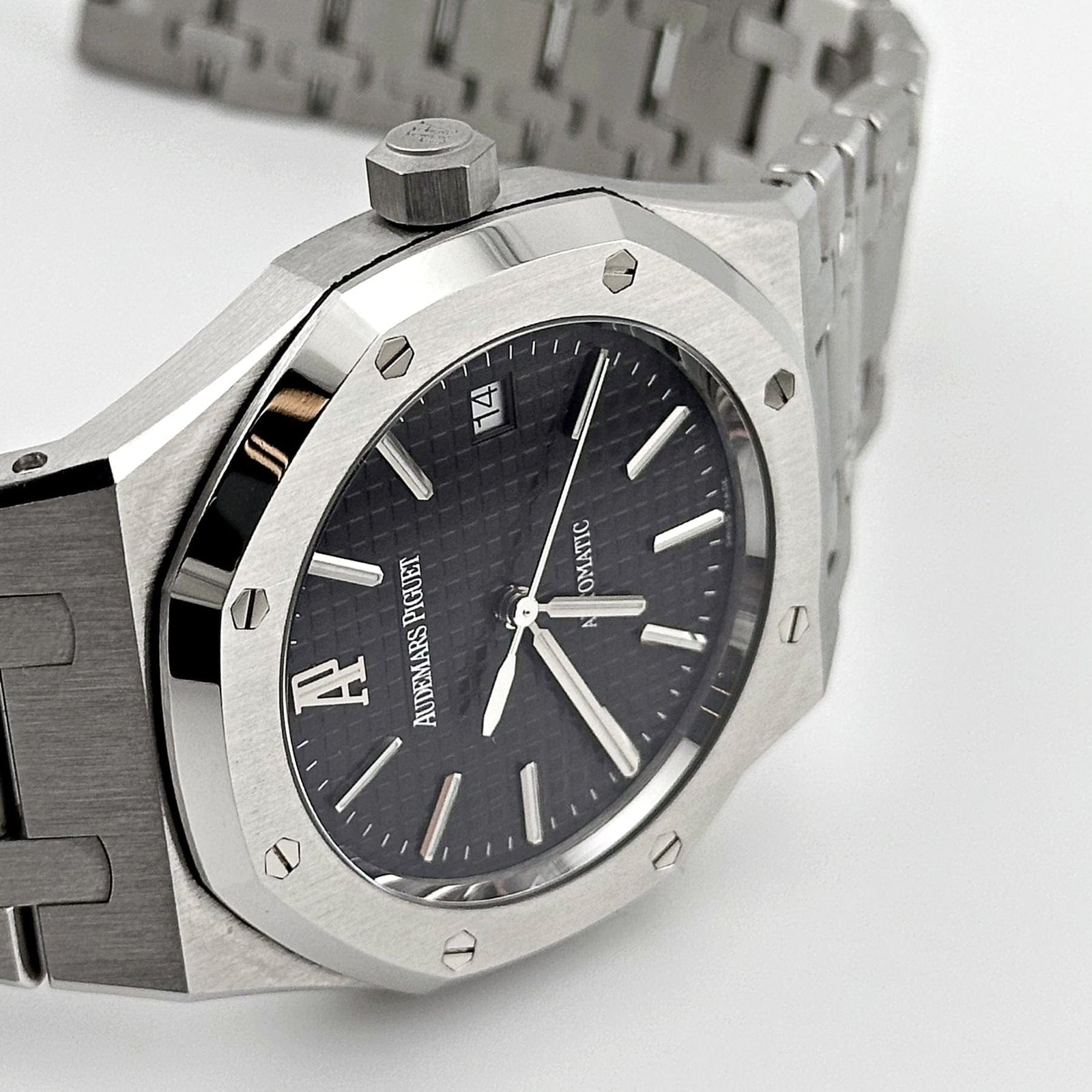Audemars P1g*et Royal Oak 15300ST.OO.1220ST.03 Selfwinding Stainless Steel Black Dial