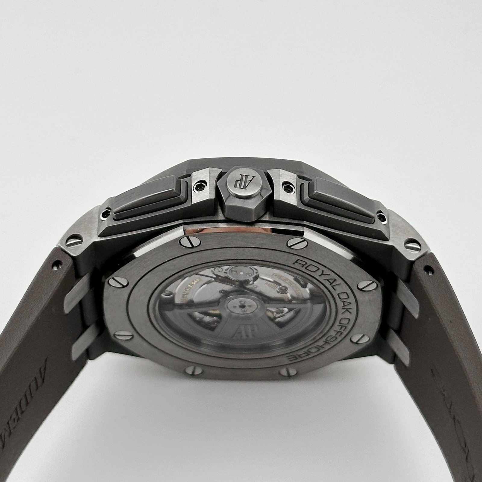 Audemars P1g*et Royal Oak Offshore 26400IO.OO.A004CA.02 Selfwinding Chronograph Titanium Grey Dial (2020)