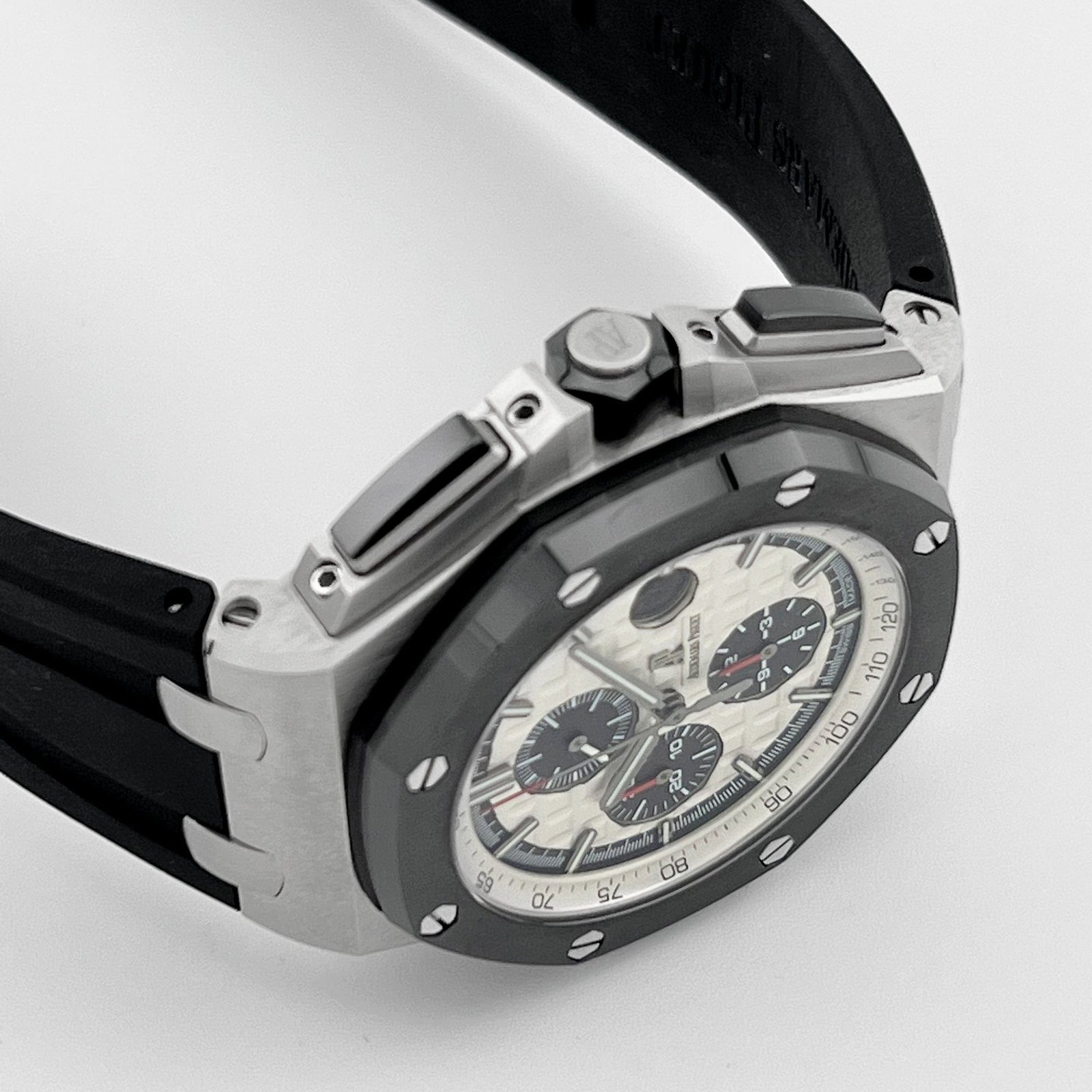 Audemars P1g*et Royal Oak Offshore 26400SO.OO.A002CA.01 Chronograph Steel Silver Dial