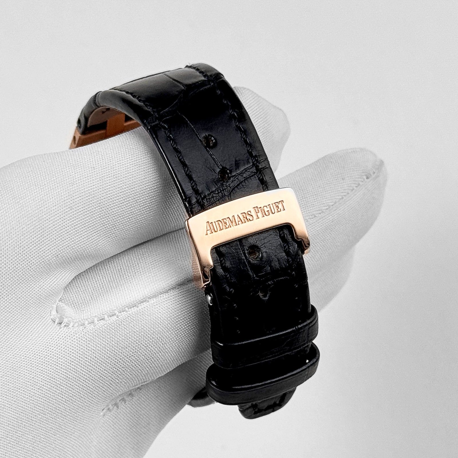 Audemars P1g*et Royal Oak Selfwinding 15450OR.OO.D002CR.01