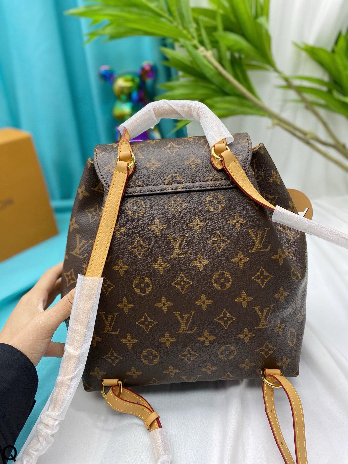 L0vis Vvtt0n Montsouris Backpack Monogram Canvas