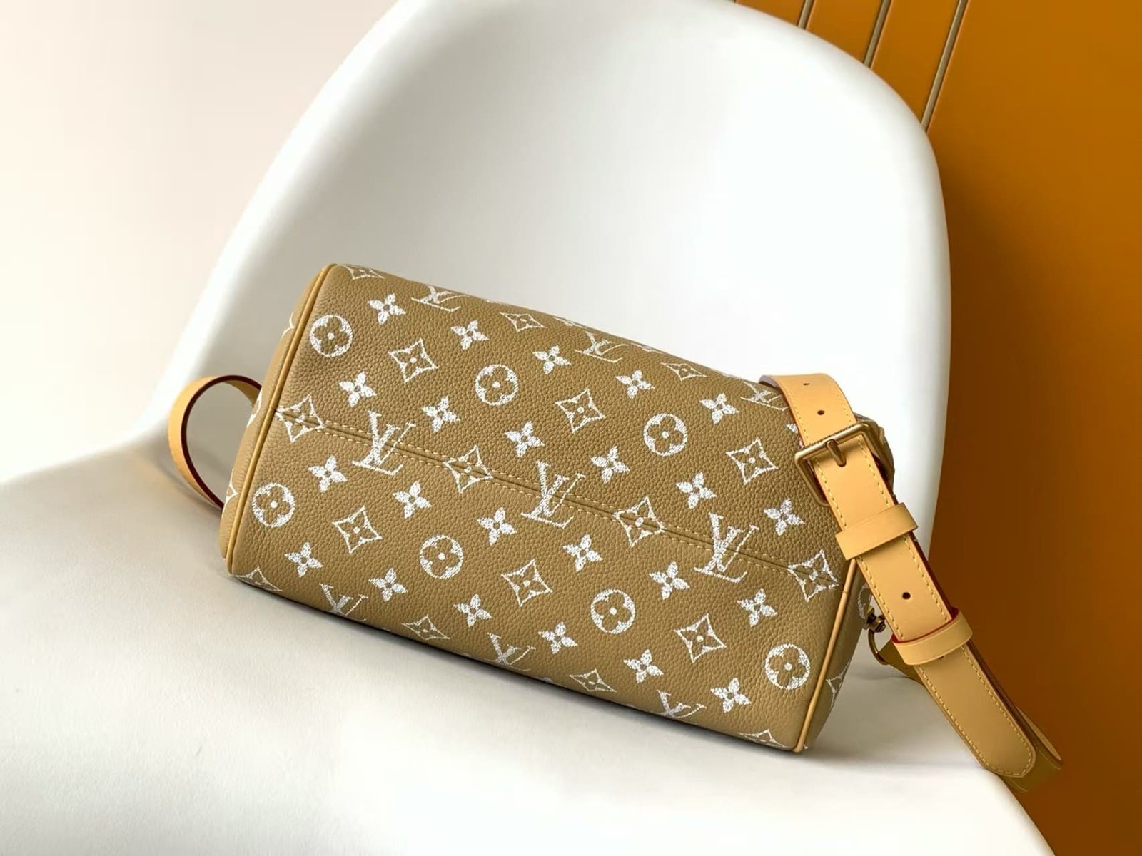 L0vis Vvtt0n M26305 Speedy P9 Bandoulière 25