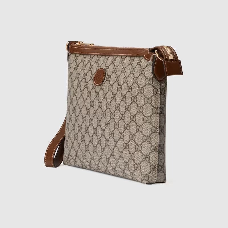 Gvc*1 MESSENGER BAG WITH INTERLOCKING G