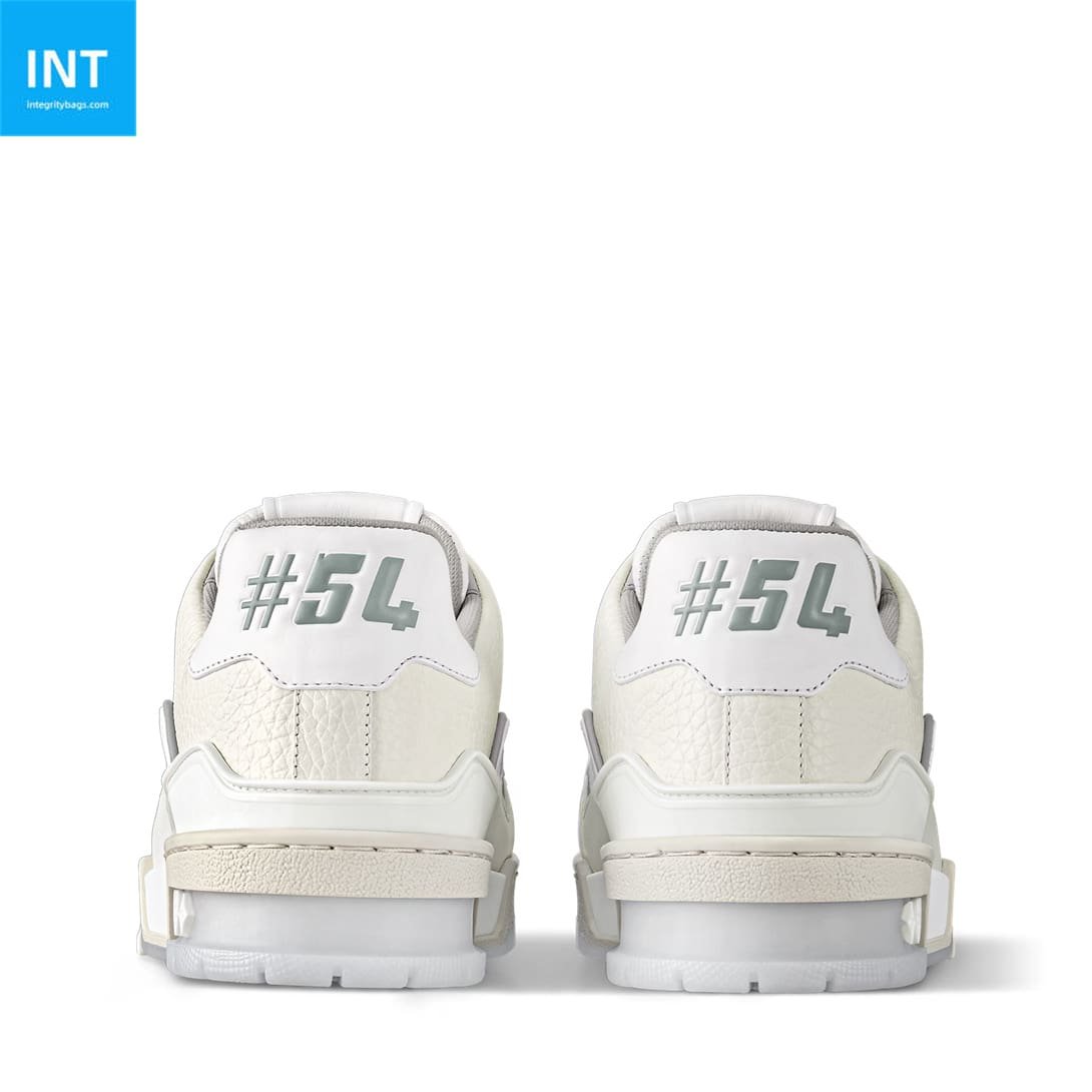 L0vis Vvtt0n 1ACP1N LV Trainer Sneaker