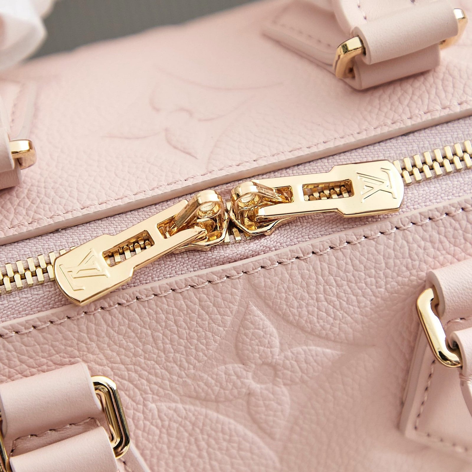 L0vis Vvtt0n M47136 Speedy Bandoulière 20