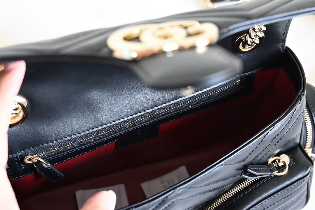 Gvc*1 Marmont small multi-pocket bag