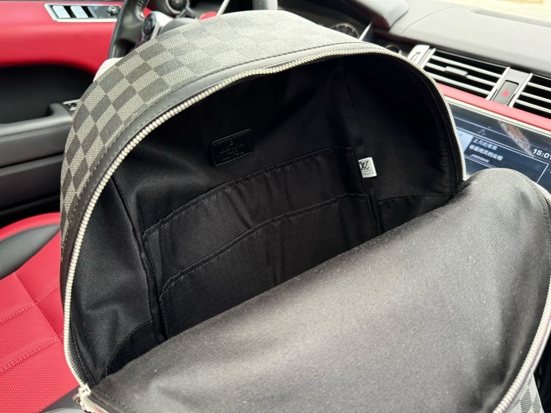 L0vis Vvtt0n N40514 Discovery Backpack PM