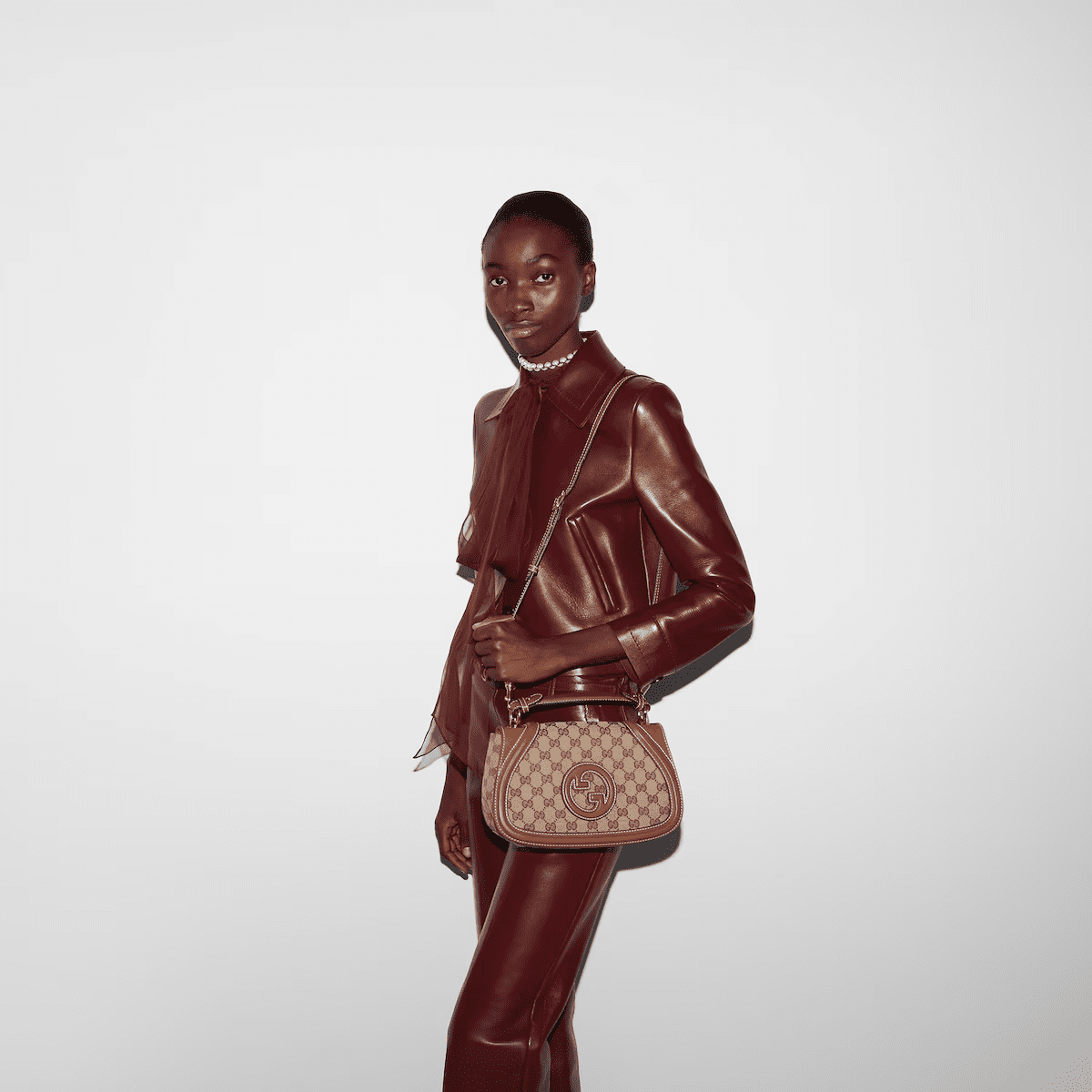 Gvc*1 Blondie small top handle bag