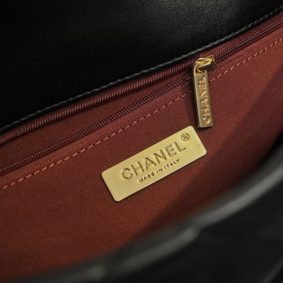 Ch**el 19 MAXI HANDBAG AS1162