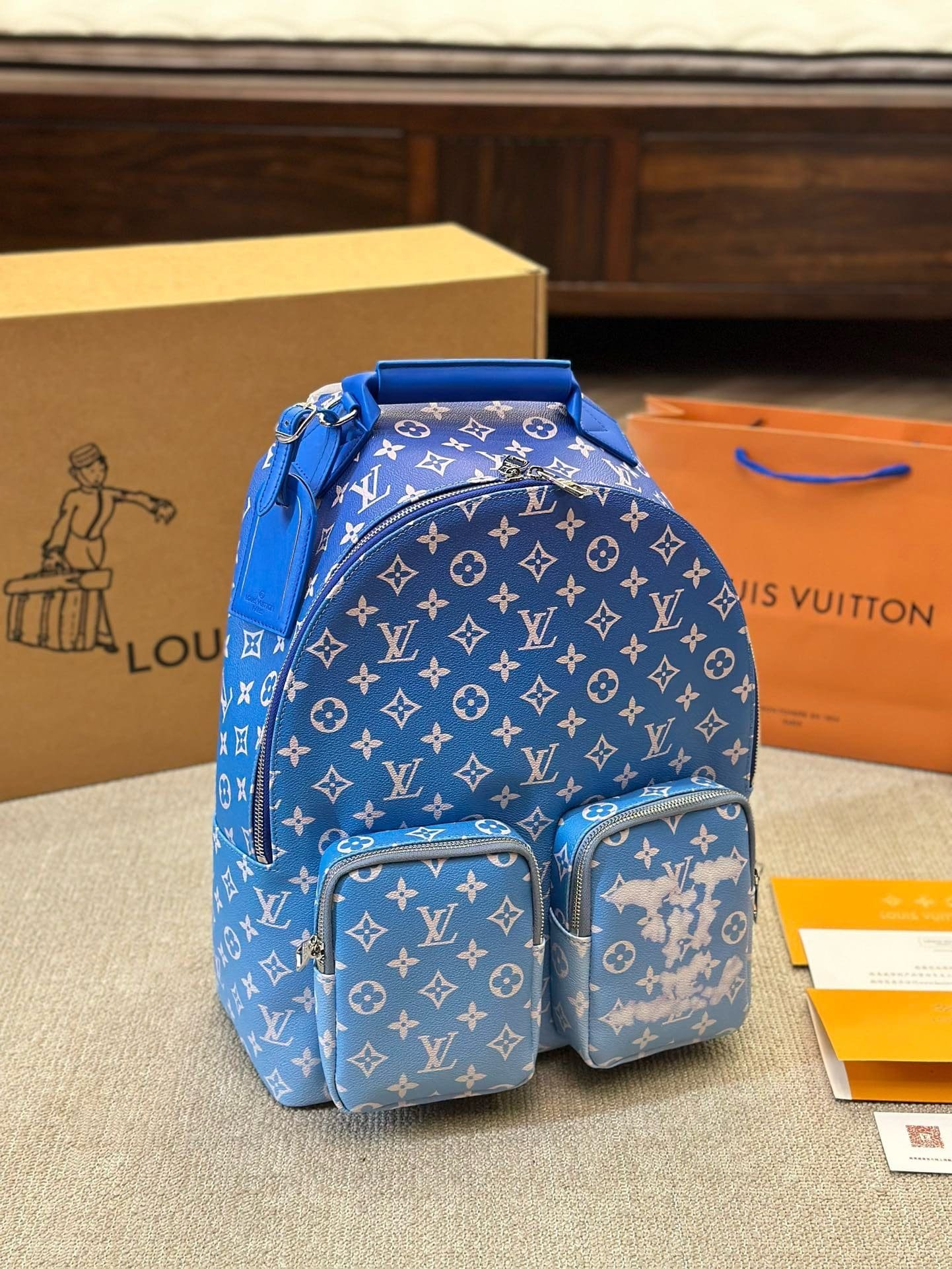 L0vis Vvtt0n Backpack Multipocket Clouds Monogram Blue M45441