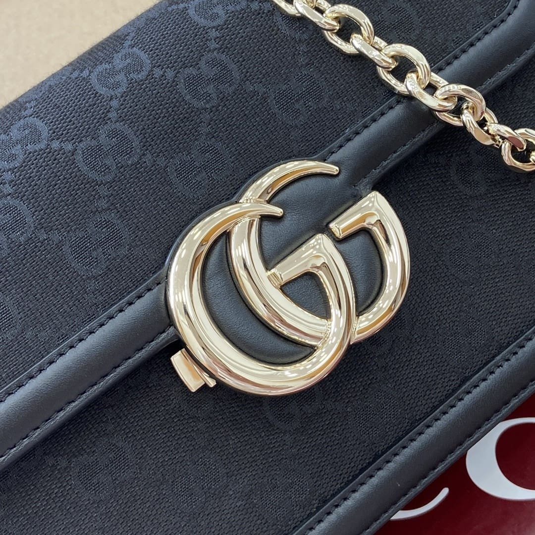 Gvc*1 GO SMALL SHOULDER BAG