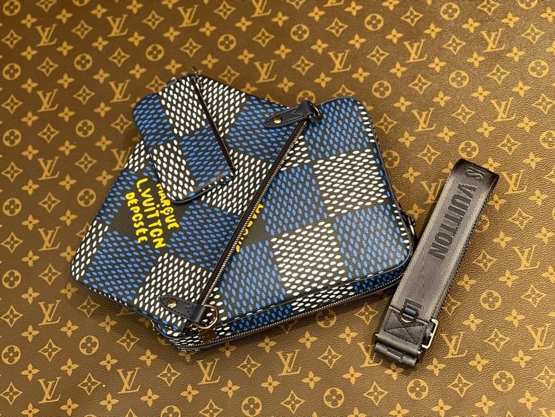 L0vis Vvtt0n N40694 Trio Messenger