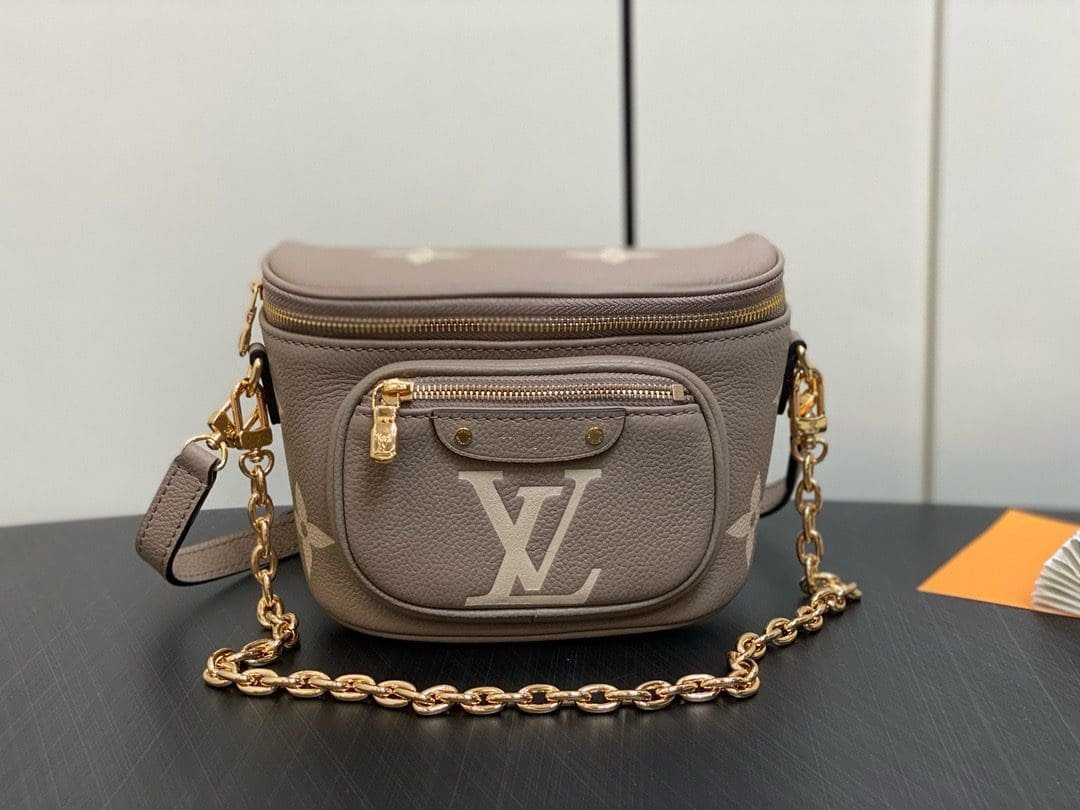 L0vis Vvtt0n M83219 Mini Bumbag