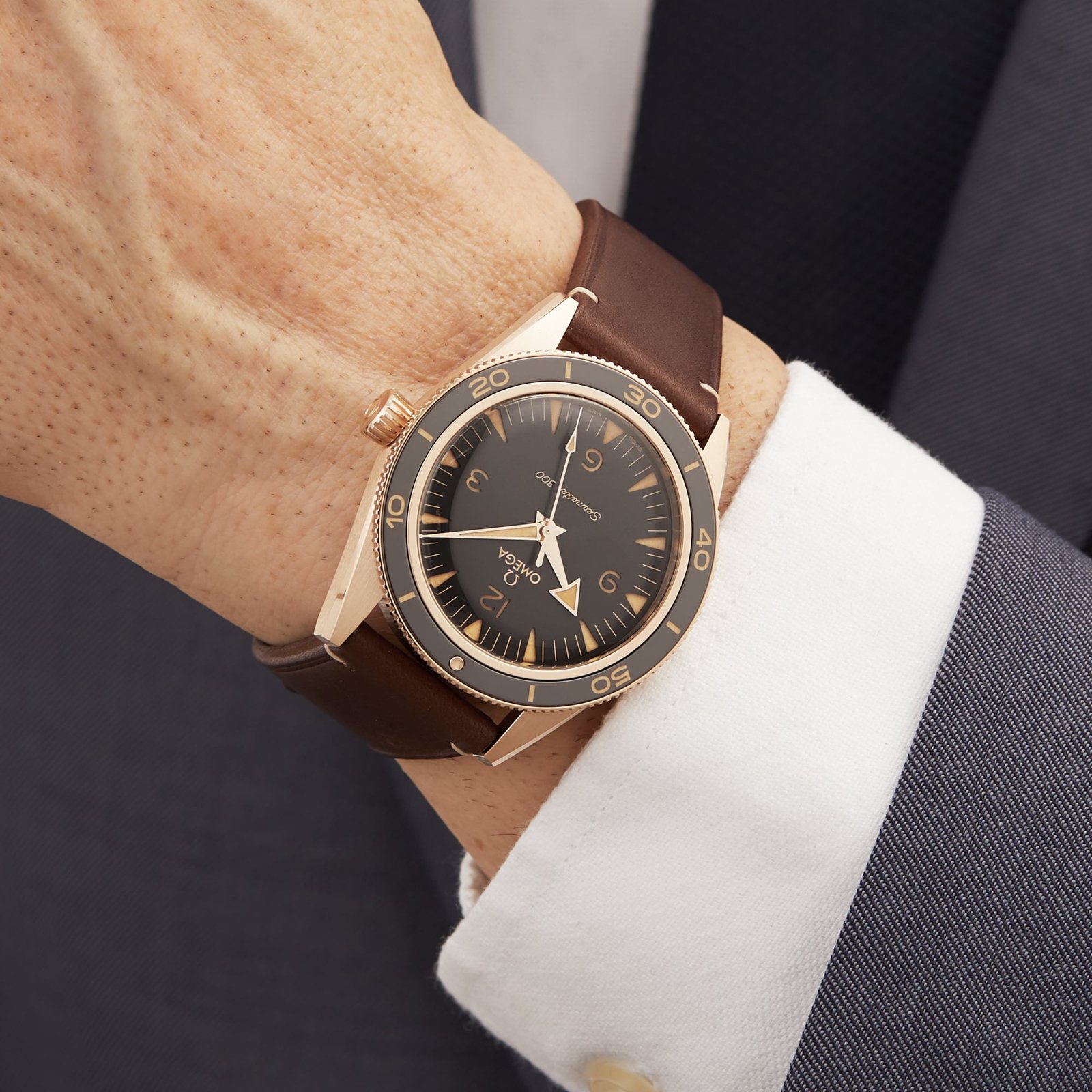 0me*ga Seamaster 300