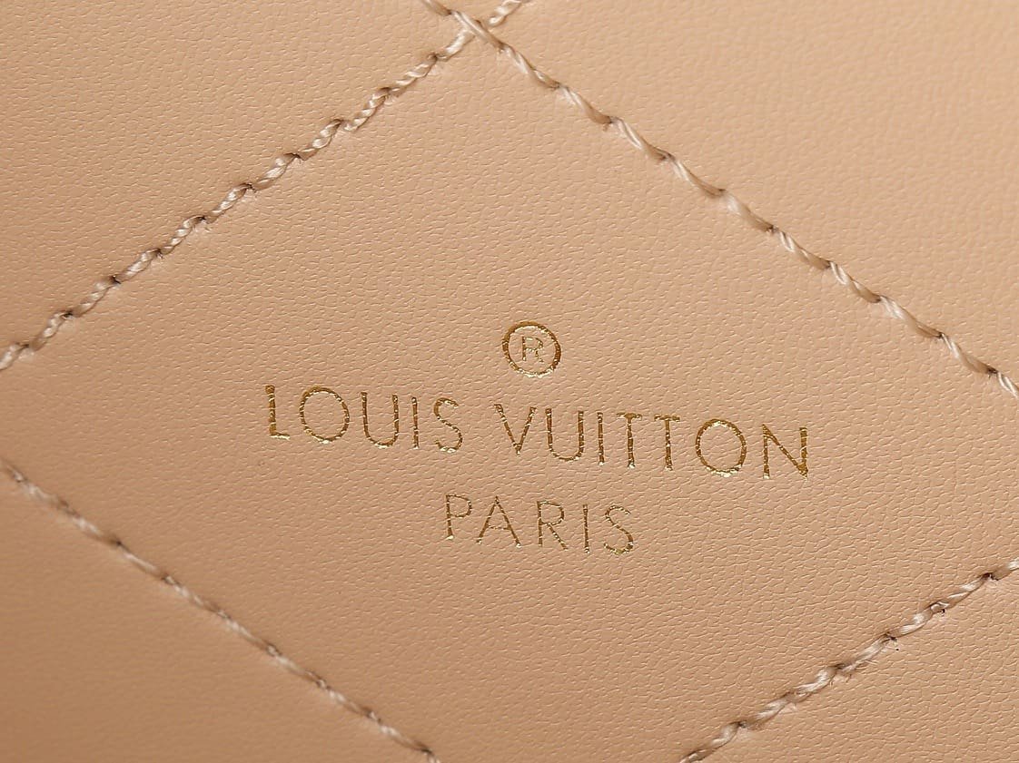 L0vis Vvtt0n M20468 Petite Valise