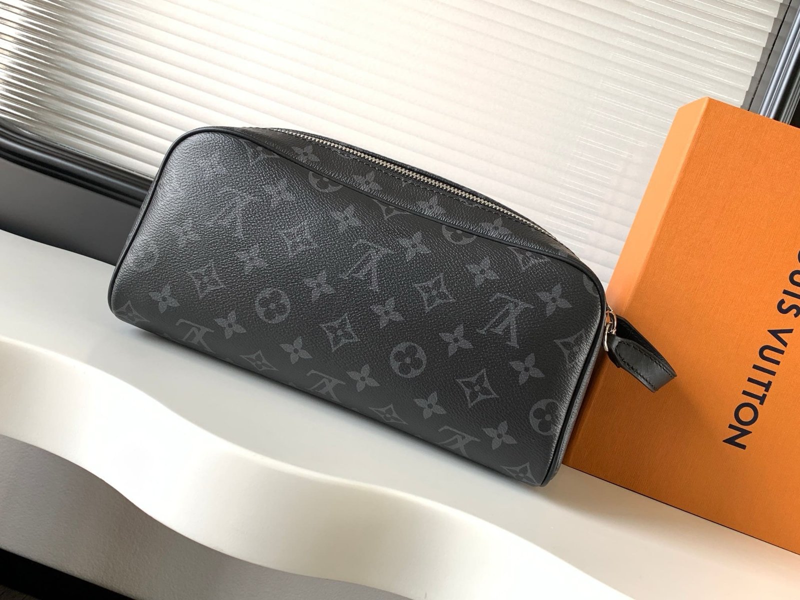 L0vis Vvtt0n M46354 DOPP KIT toiletry bag