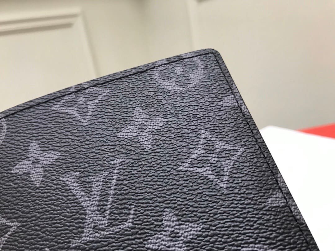 L0vis Vvtt0n M61695 Multiple Wallet