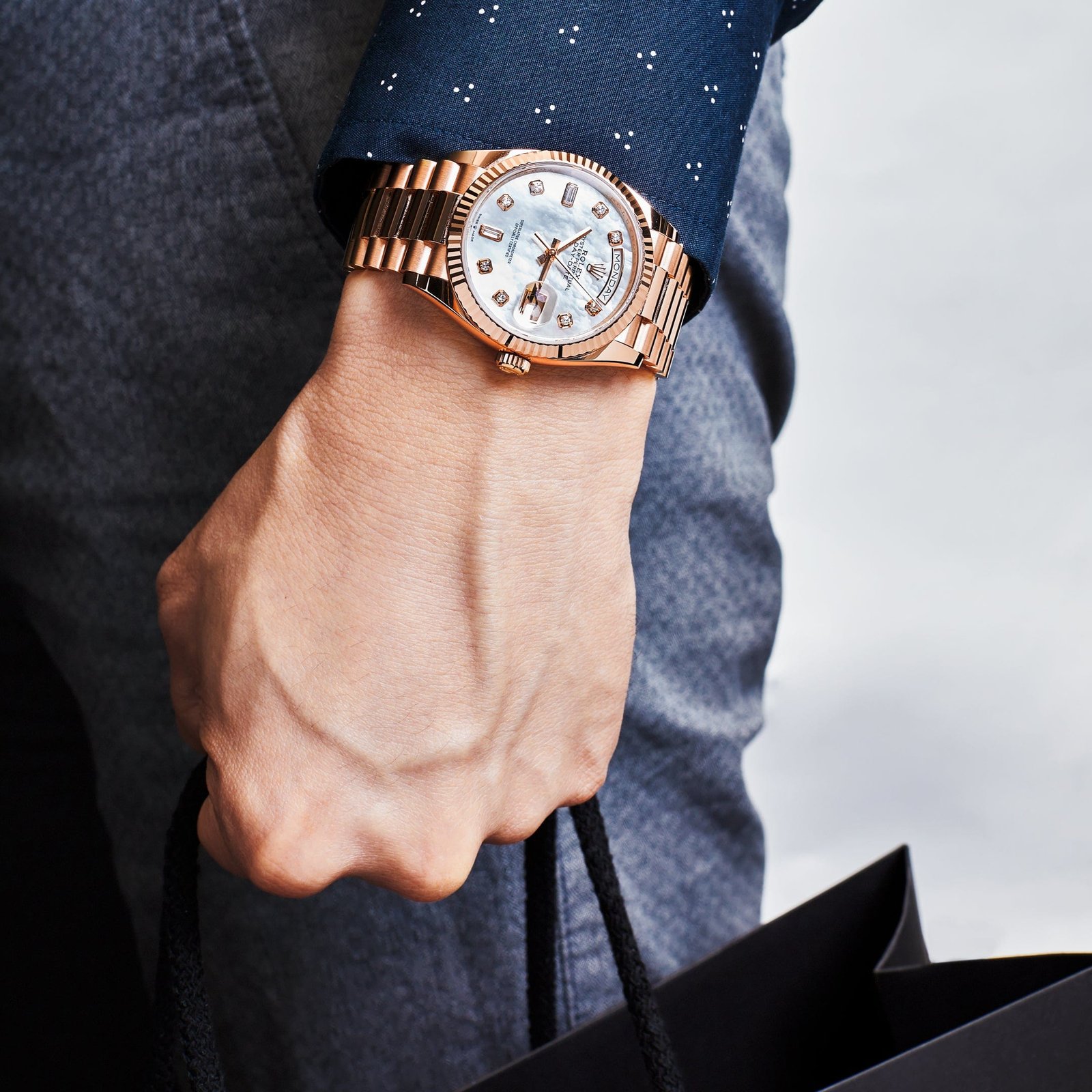R01ex Day-Date 36 128235 Rose Gold Mother of Pearl D1am0nd Dial