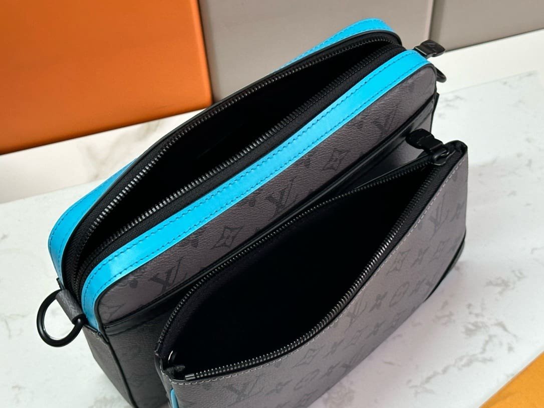 L0vis Vvtt0n M11648 Trio Messenger