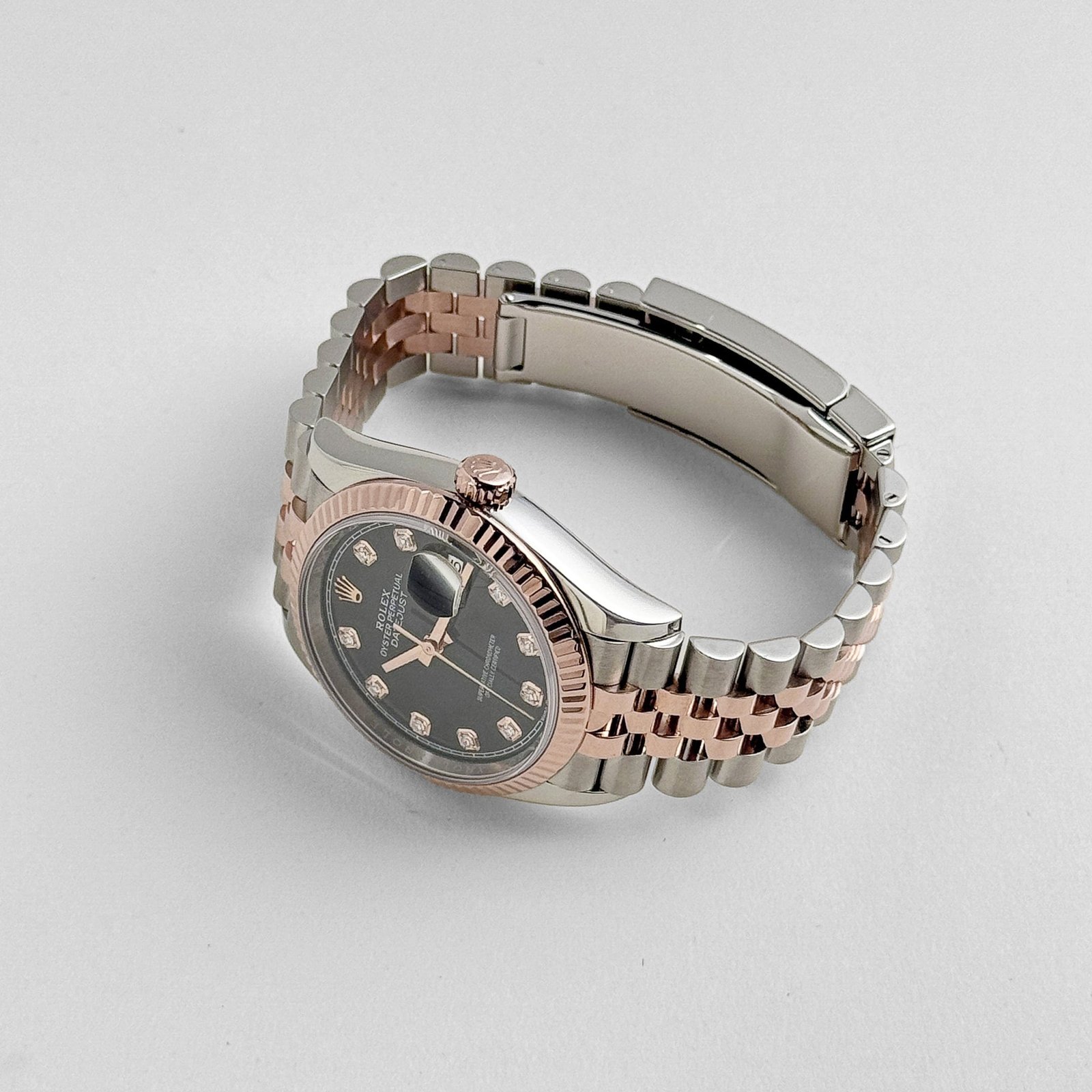 R01ex Datejust 36 126231 Rose Gold Stainless Steel Black D1am0nd Dial