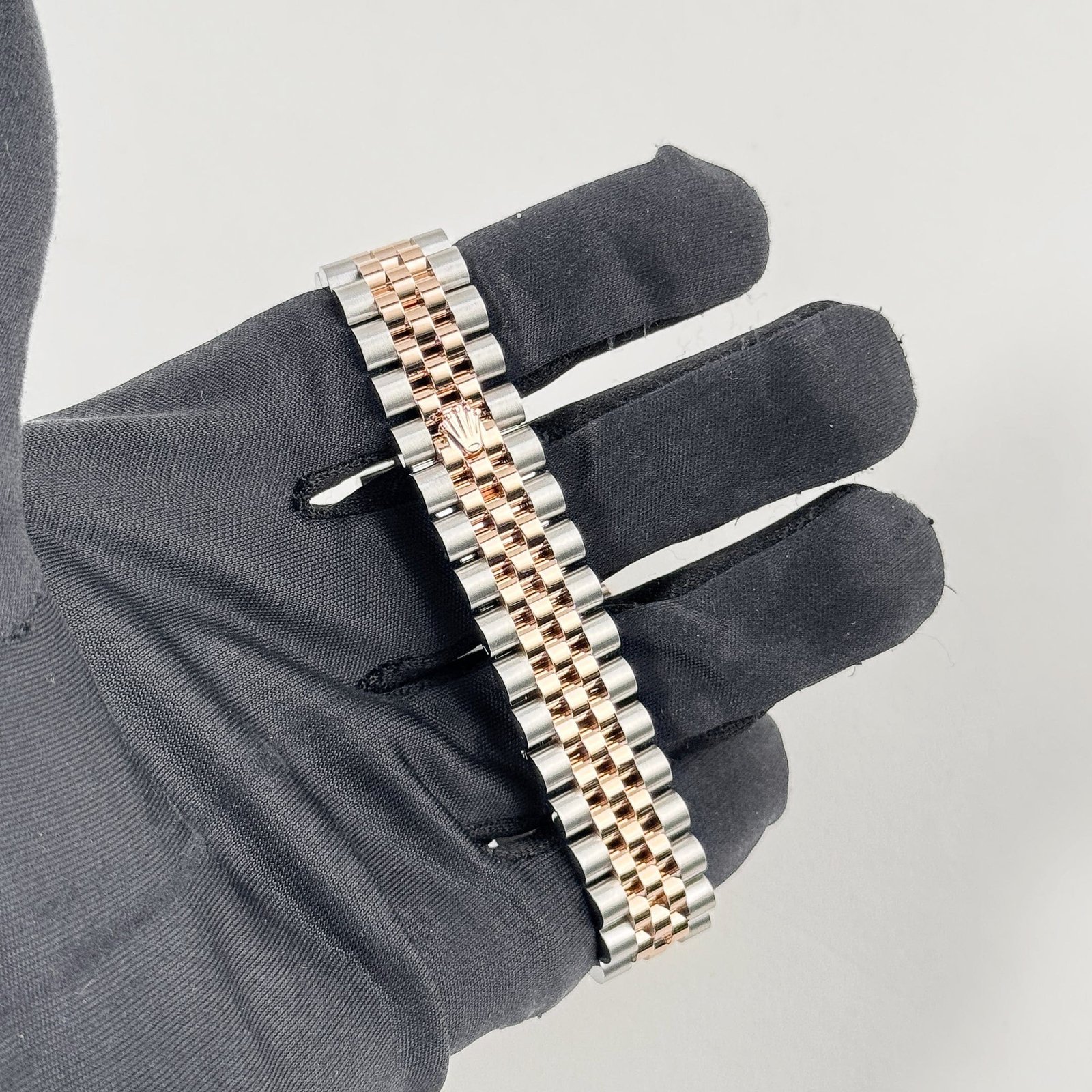 R01ex Datejust 31 278271 ‘Ladies’ Stainless Steel Rose Gold White Roman Numerals Dial (2025)