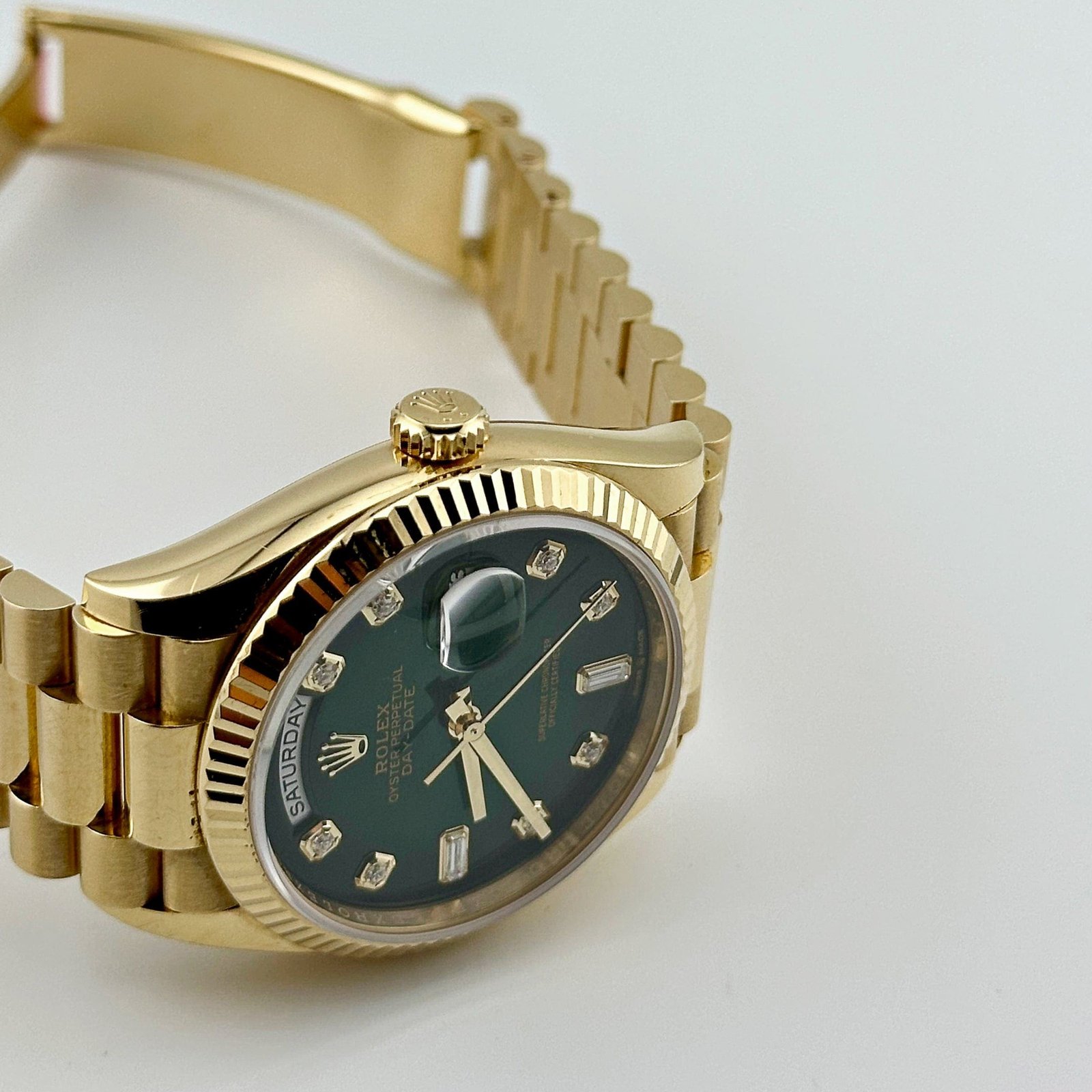 R01ex Day-Date 36 128238 Yellow Gold Green D1am0nd Dial (2024)