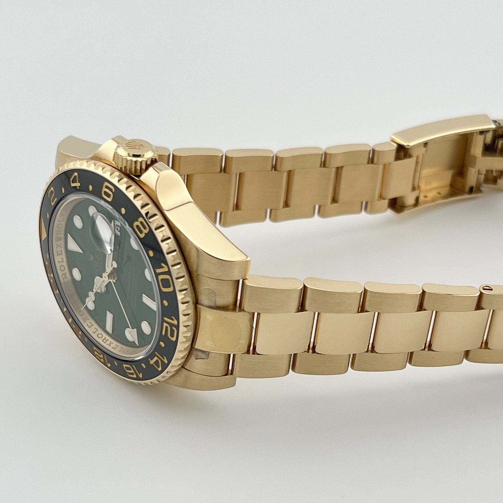 R01ex GMT-Master II 116718LN Yellow Gold Green Dial Black Bezel (2006)
