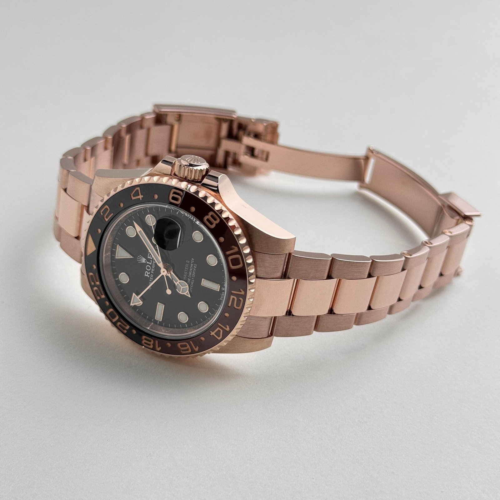 R01ex GMT-Master II 126715CHNR ‘Root Beer’ Rose Gold Black Dial (2020)