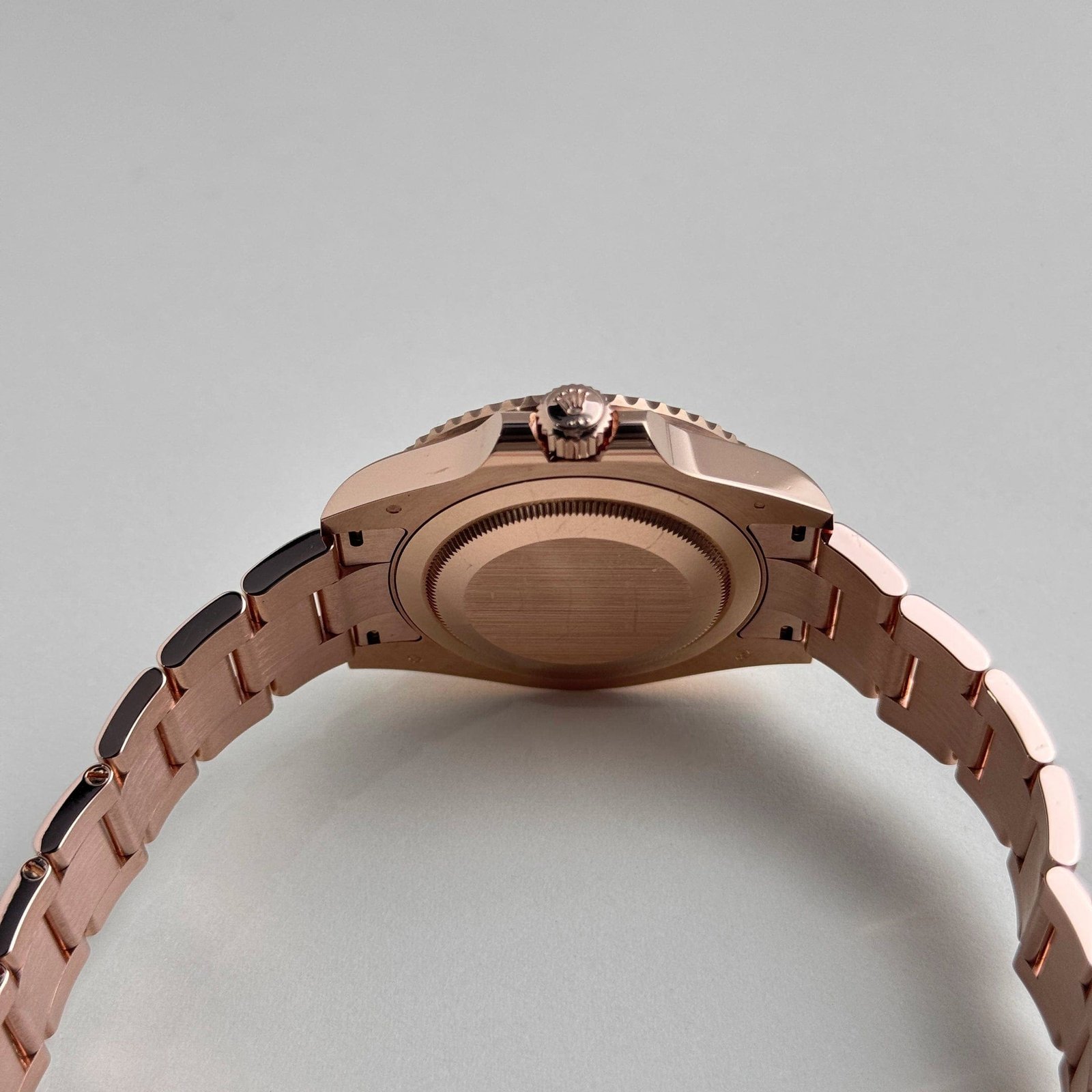R01ex GMT-Master II 126715CHNR ‘Root Beer’ Rose Gold Black Dial (2020)