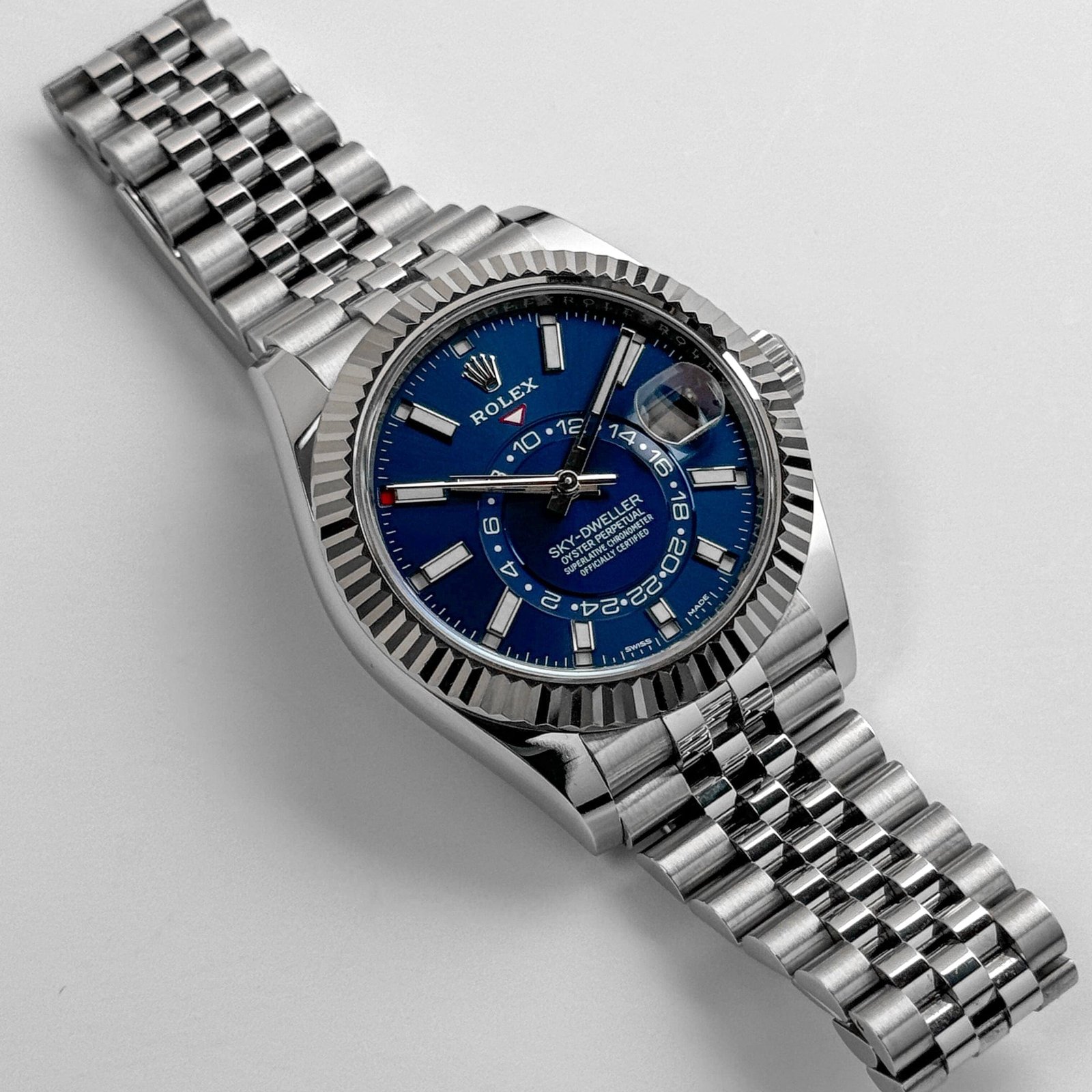 R01ex Sky-Dweller 326934 Stainless Steel Blue Dial Jubilee (2022)