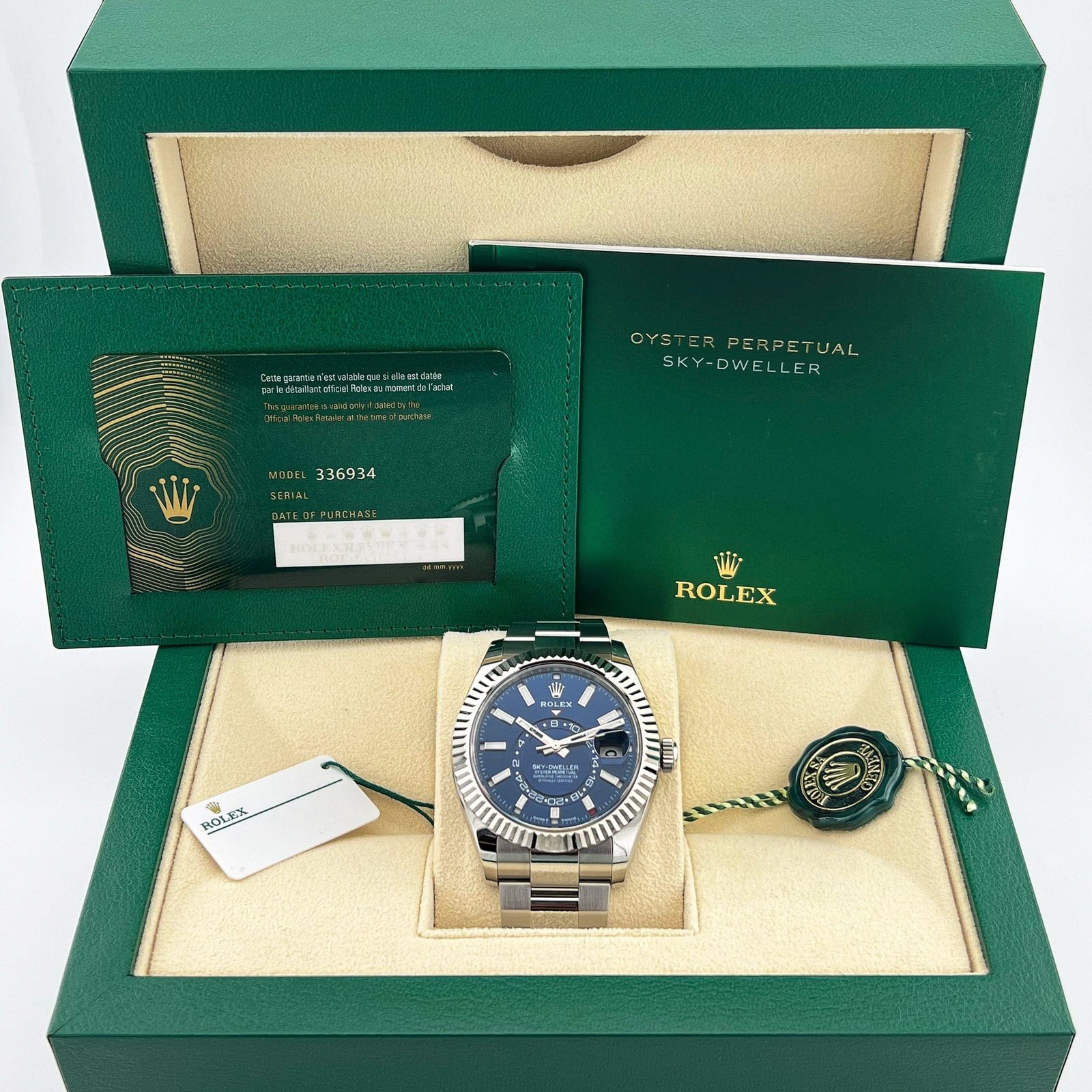 R01ex Sky-Dweller 336934 Stainless Steel Blue Dial Oyster (2024)
