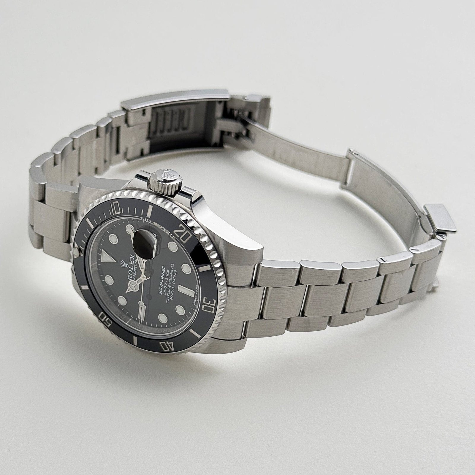 R01ex Submariner Date 116610LN Stainless Steel Black Dial