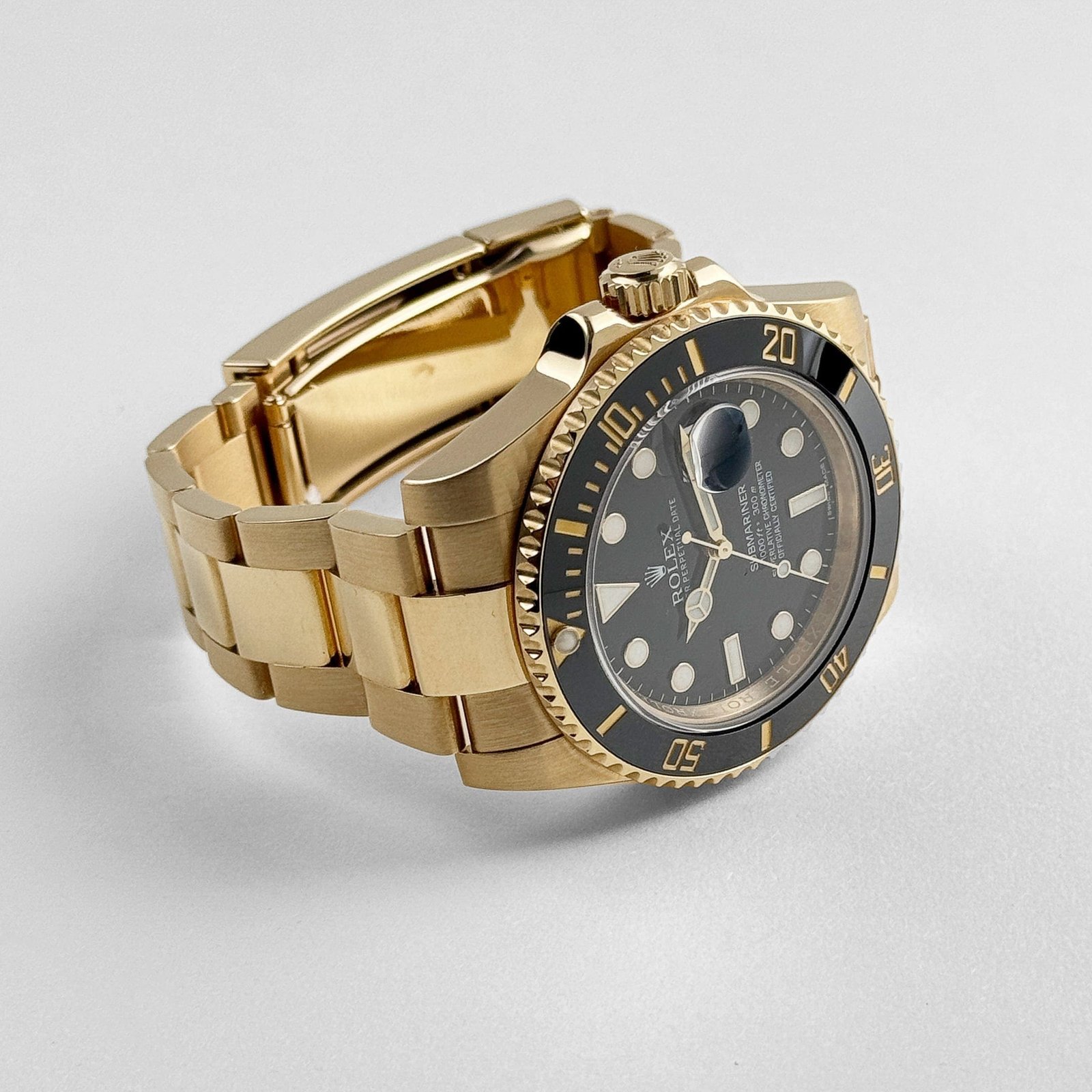 R01ex Submariner Date 116618LN Yellow Gold Black Dial (2015)