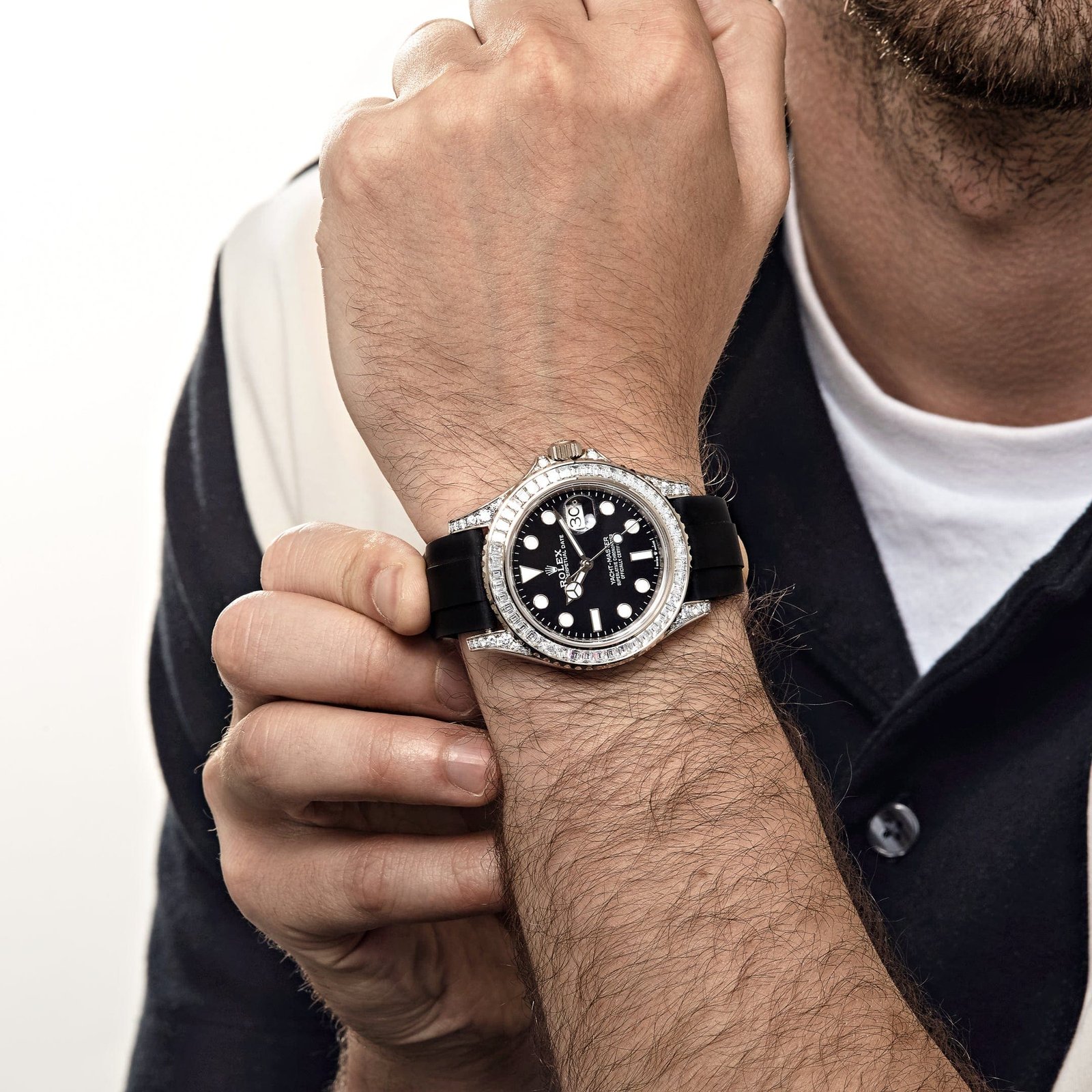 R01ex Yacht-Master 42 226679TBR White Gold Black Dial D1am0nd Bezel (2023)