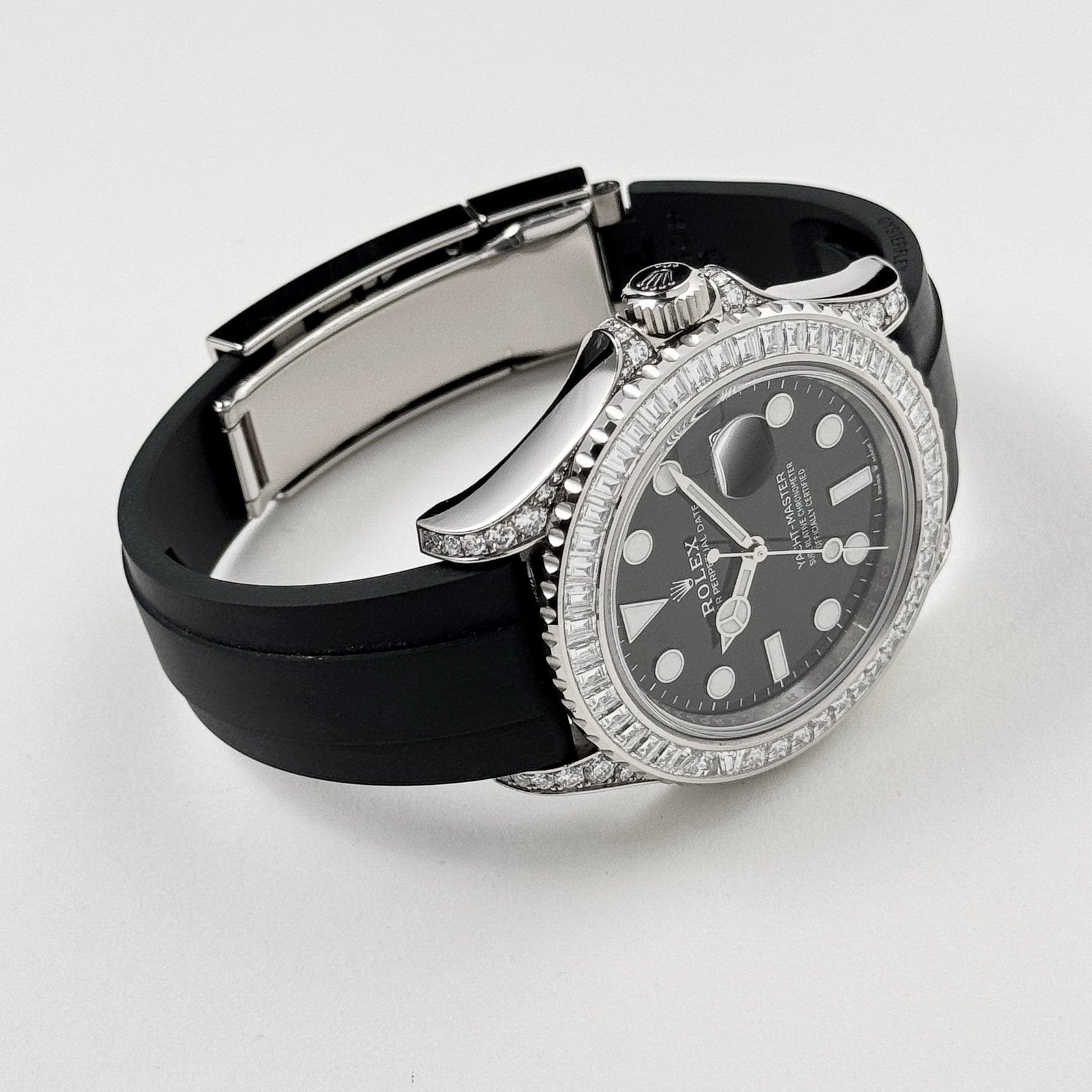 R01ex Yacht-Master 42 226679TBR White Gold Black Dial D1am0nd Bezel (2023)