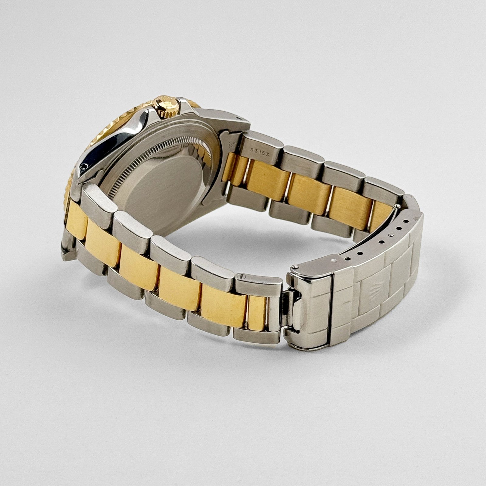 R01ex GMT-Master II 16713 Stainless Steel Yellow Gold Black Dial (1997)