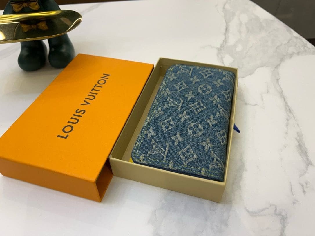 L0vis Vvtt0n M82958 Zippy Wallet