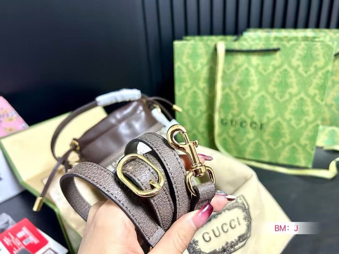 Gvc*1 OPHIDIA MINI BUCKET BAG