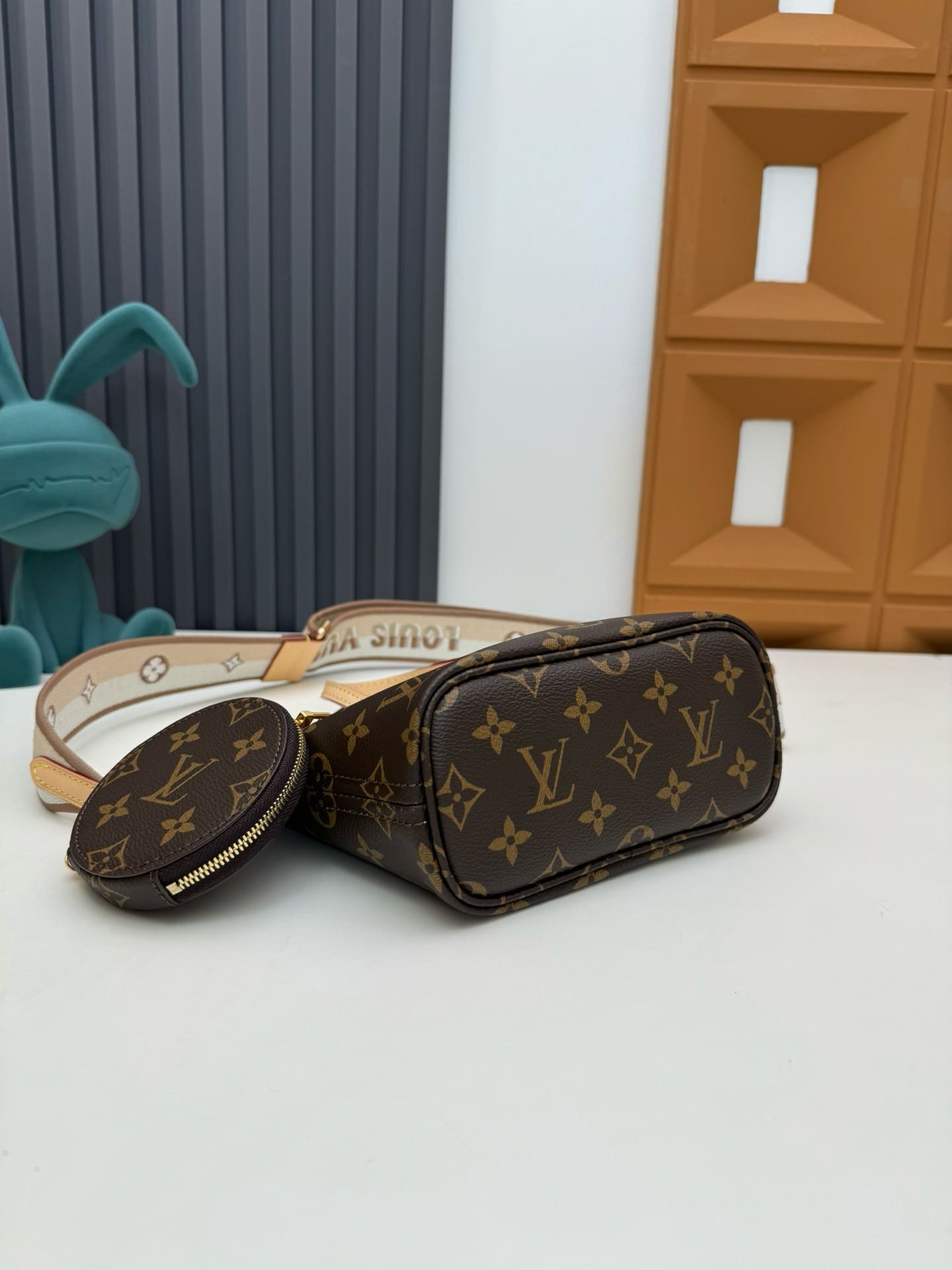 L0vis Vvtt0n Neverfull BB M46705